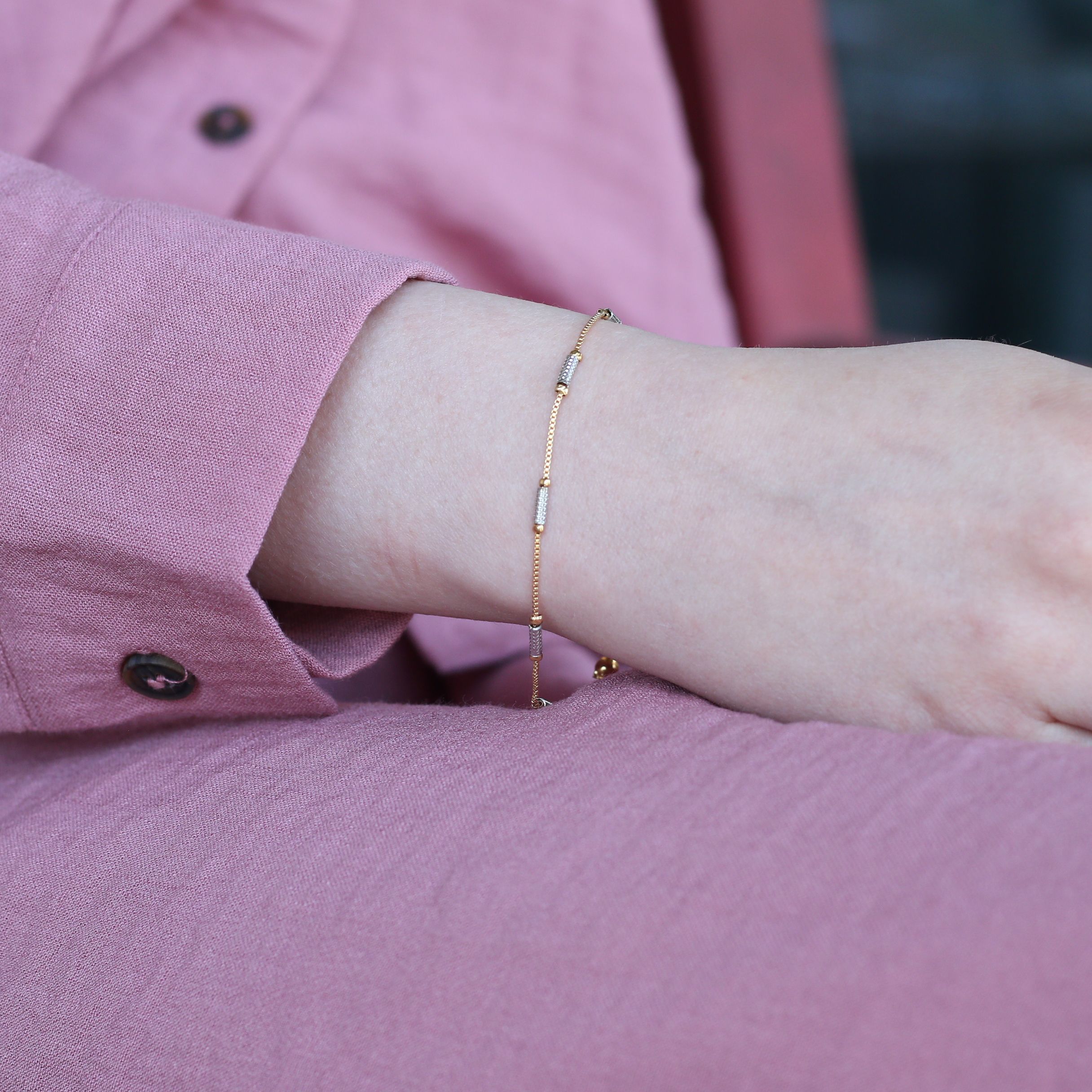 The Colourful Aura Gold plated Silver Thread Minimalistic Bracelet