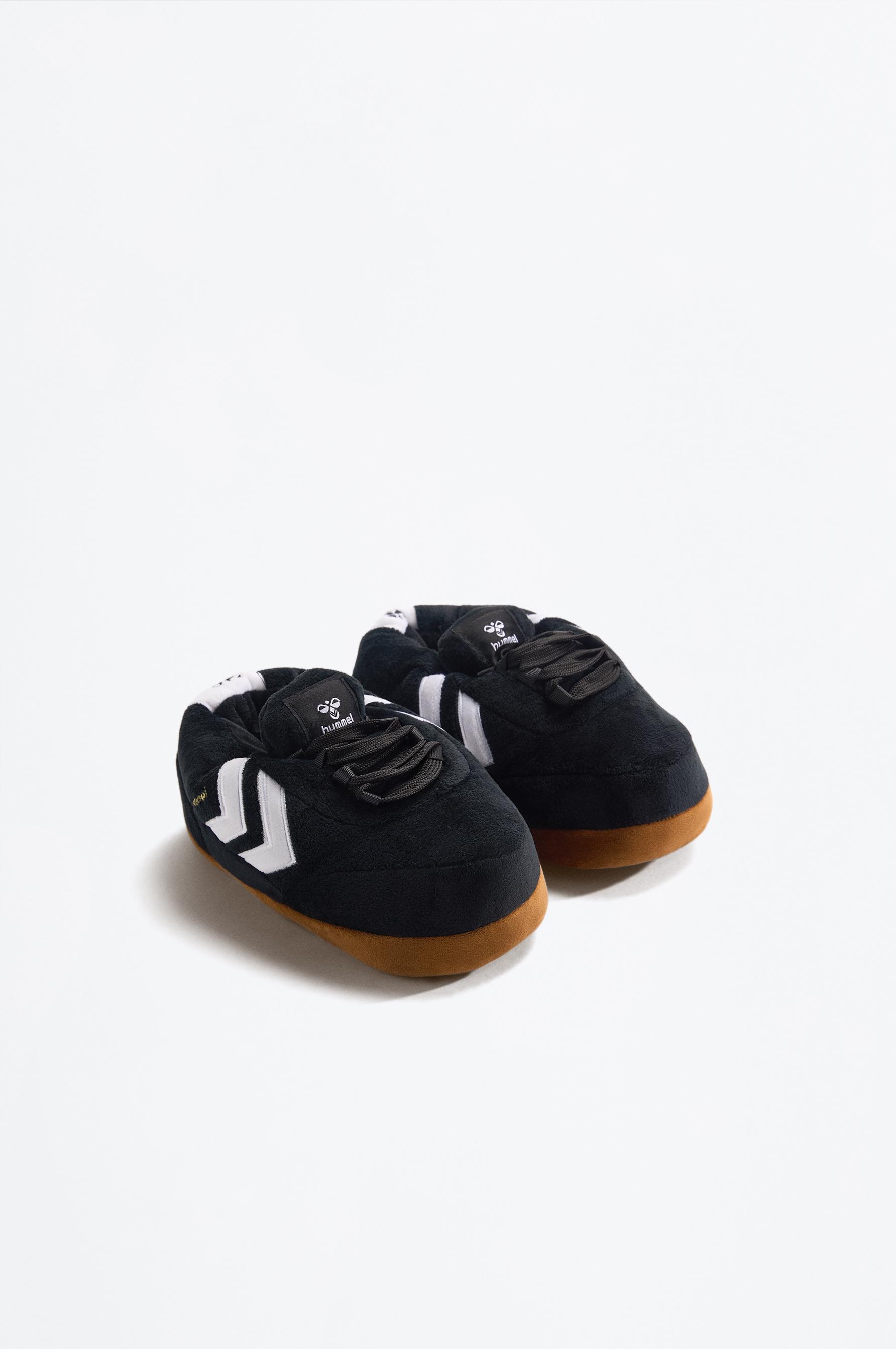 Zapatilla de casa volumen Hummel