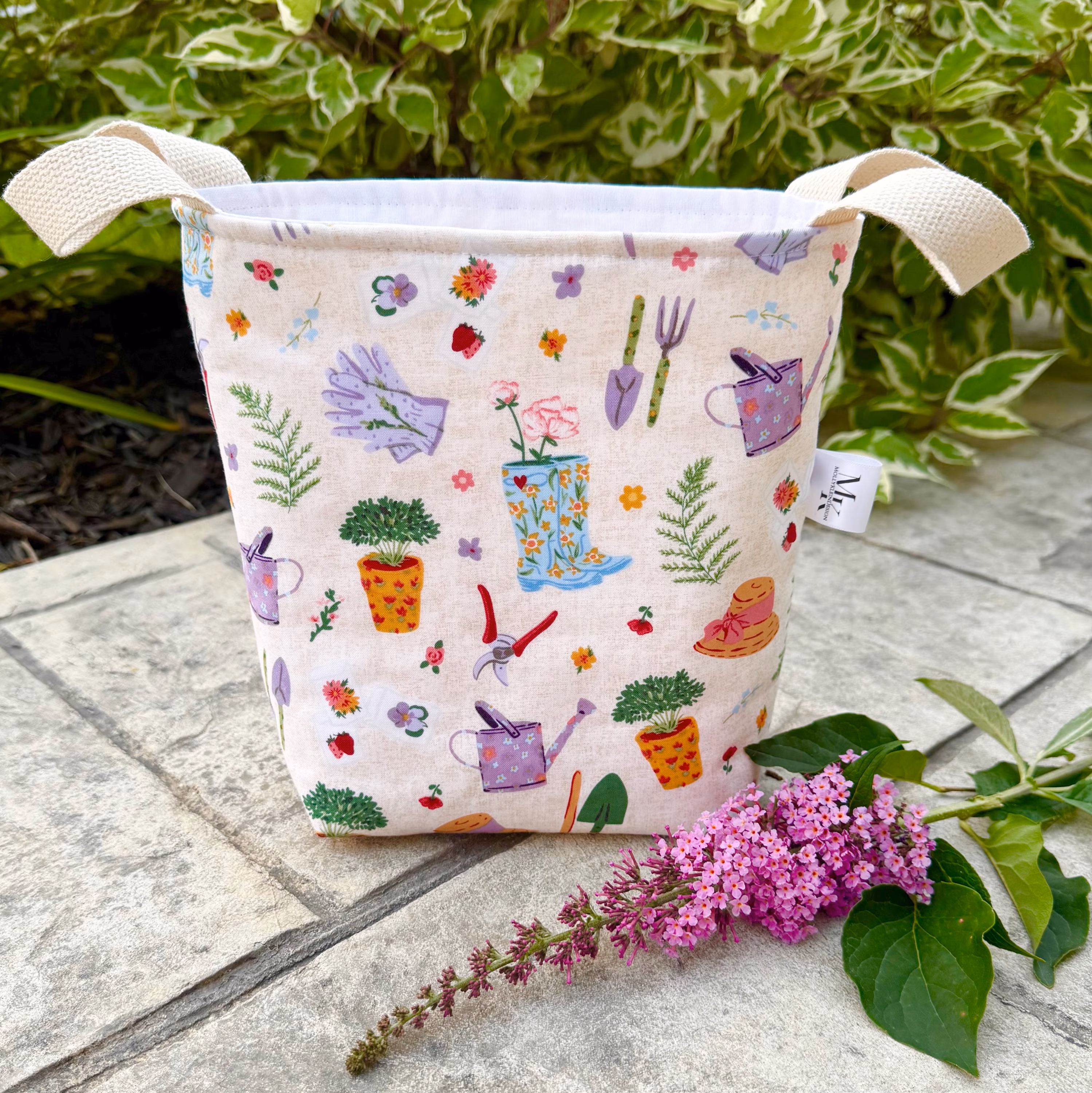 GARDENING Summer PROJECT PAIL Crafting Couch Companion Project Bag!
