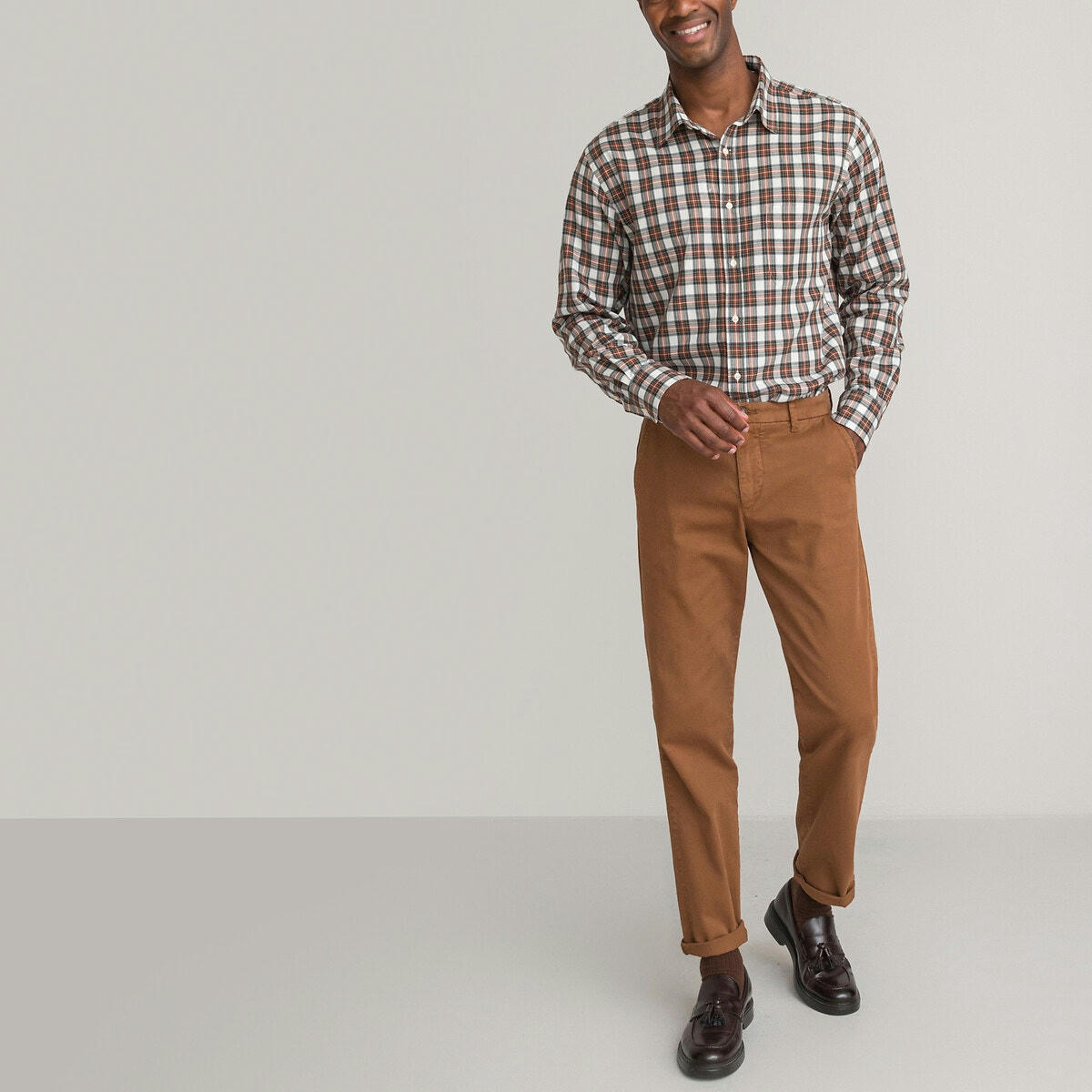 Chemise droite à carreaux, col français