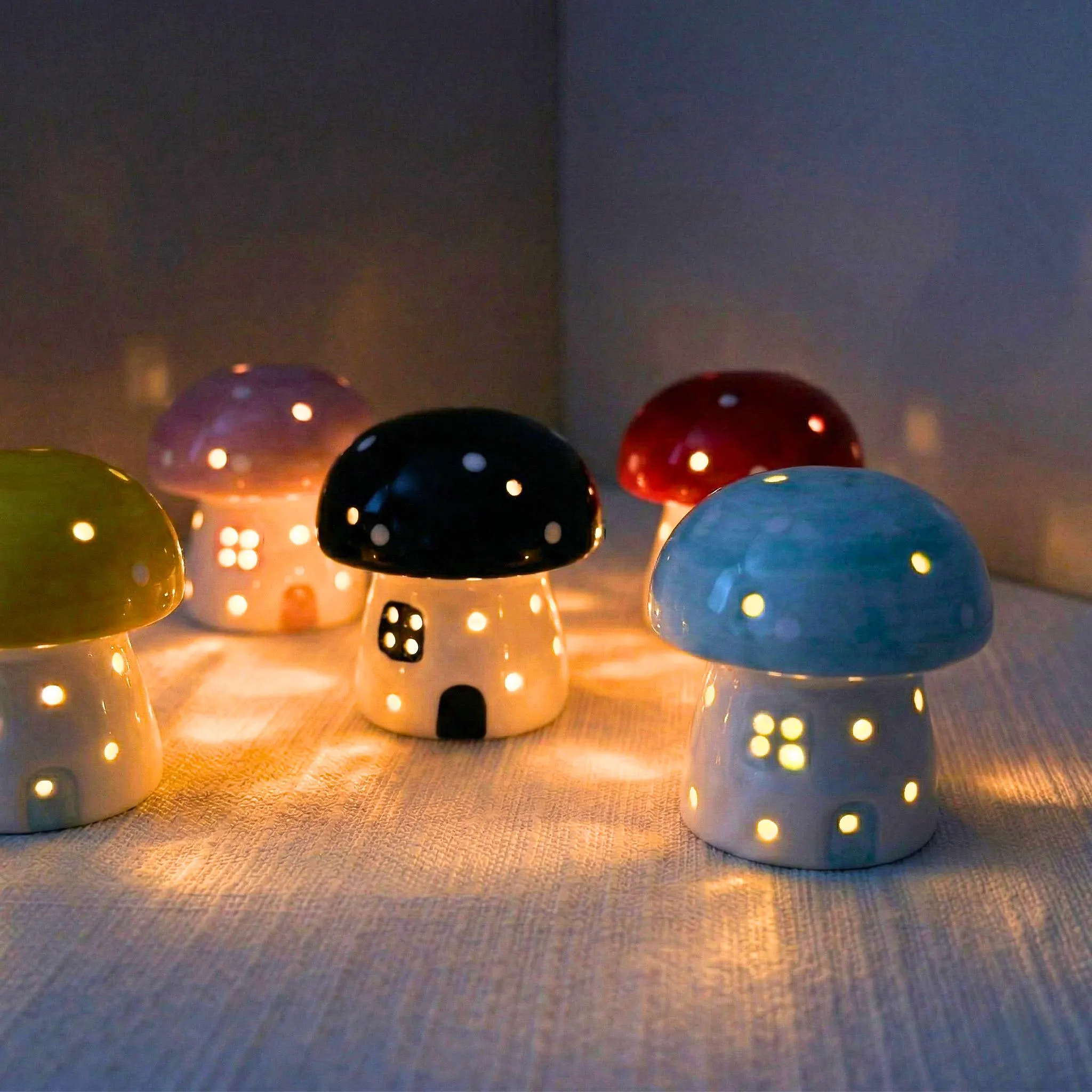 Mushroom Ceramic Night Light, Handmade Glowing Mushroom House Lamp, Cute Bedside Light, Creative Bedroom Decor, Mushroom Lover Gifts
