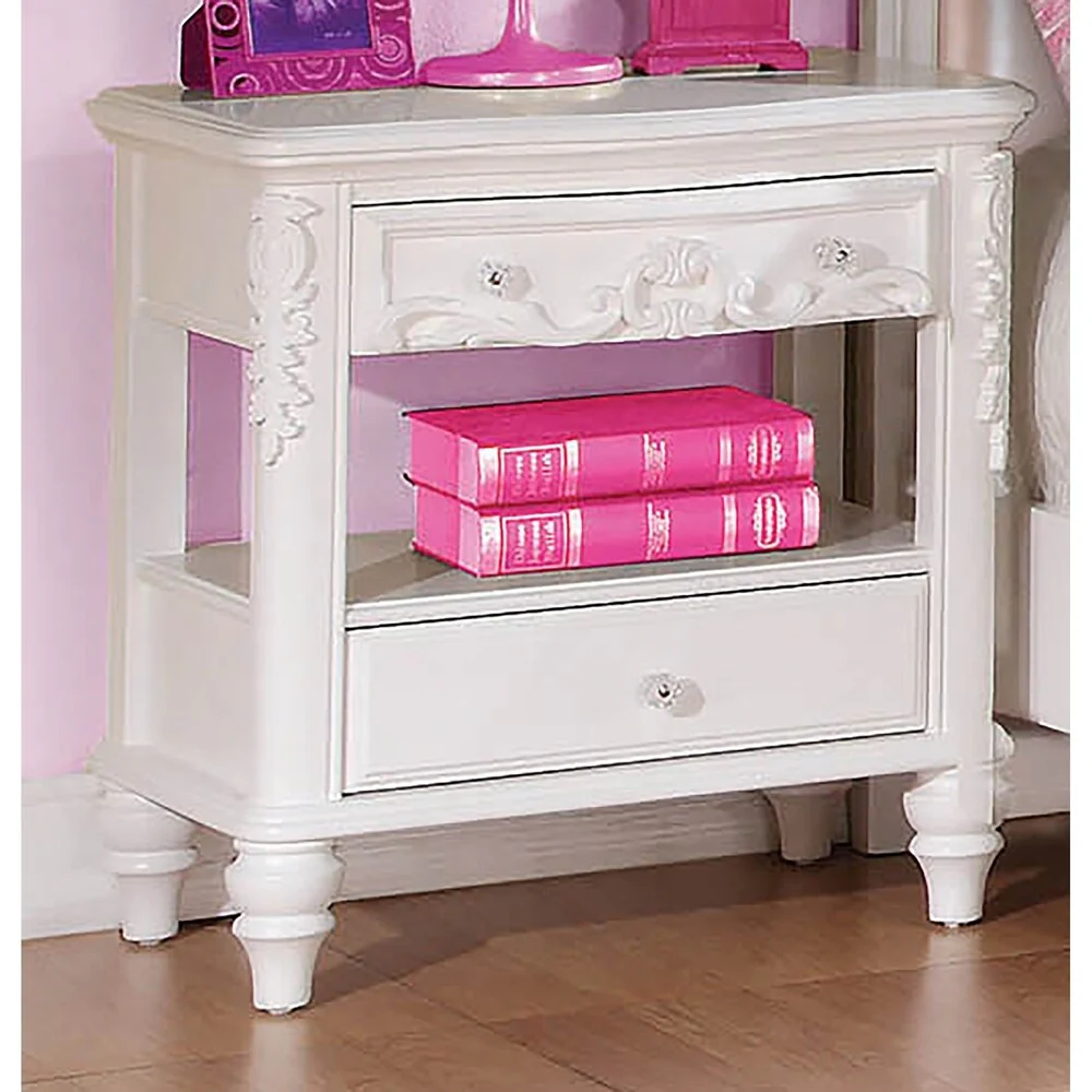 Caroline White 4-piece Bedroom Set