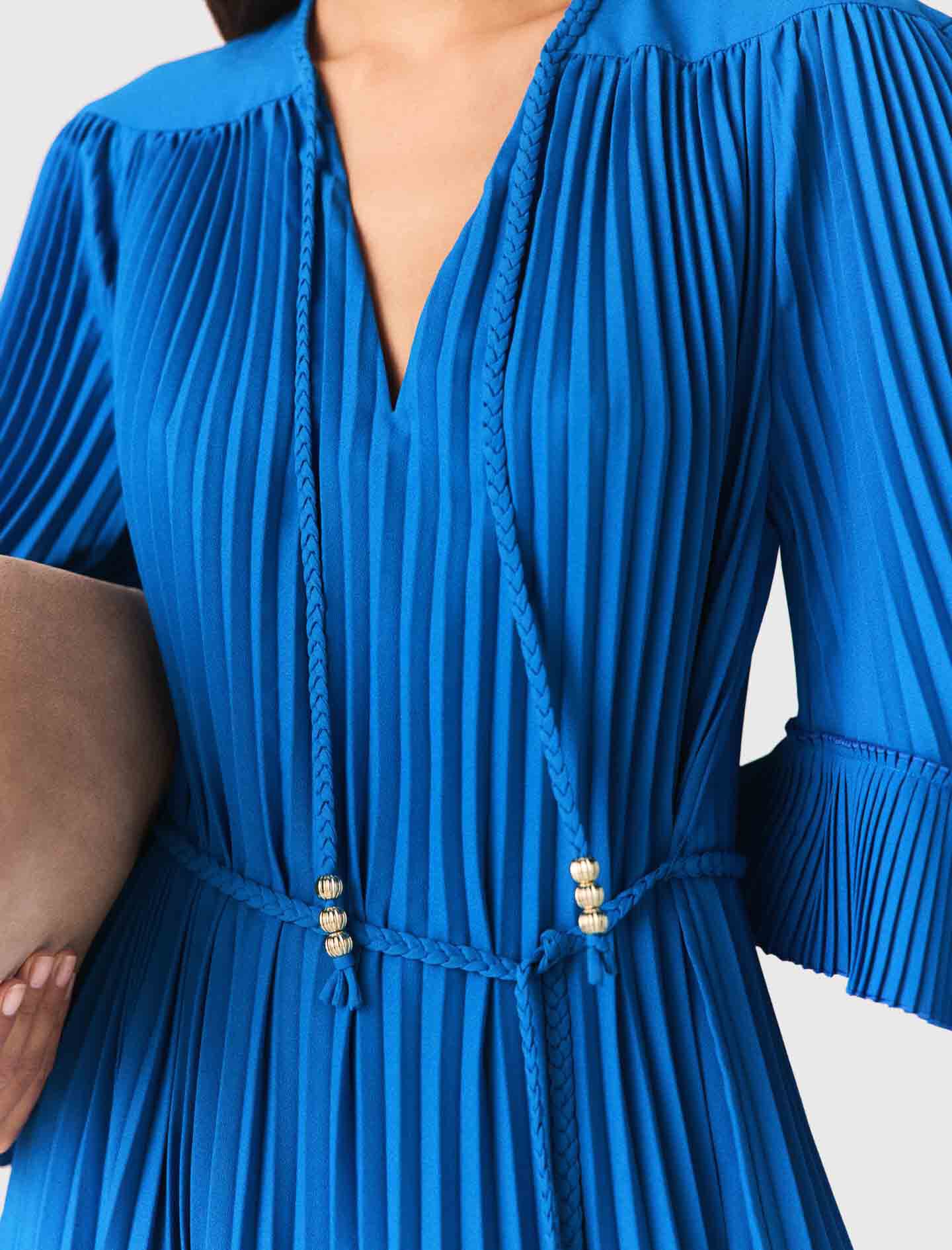 Robe courte plissée