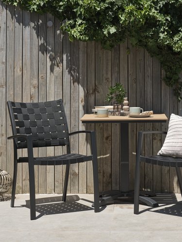 HOBRO L70 table natural + 2 JEKSEN chair black