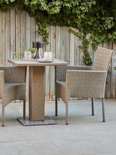 THY L60 table + 2 AIDT chair natural