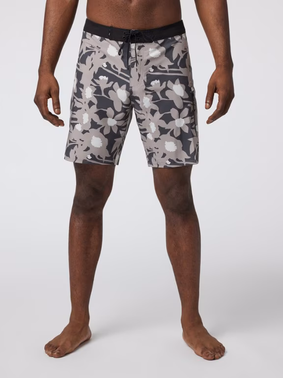 Vuori Infinity Board Shorts - Men's