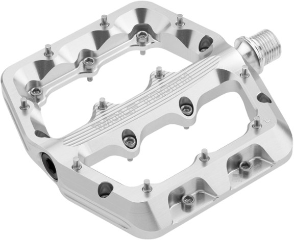 Wolf Tooth Components Waveform Pedals