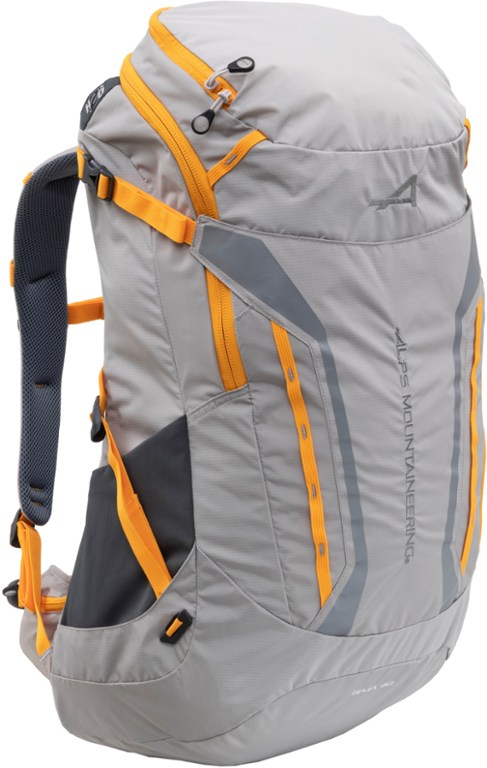 ALPS Mountaineering Baja 40 Pack