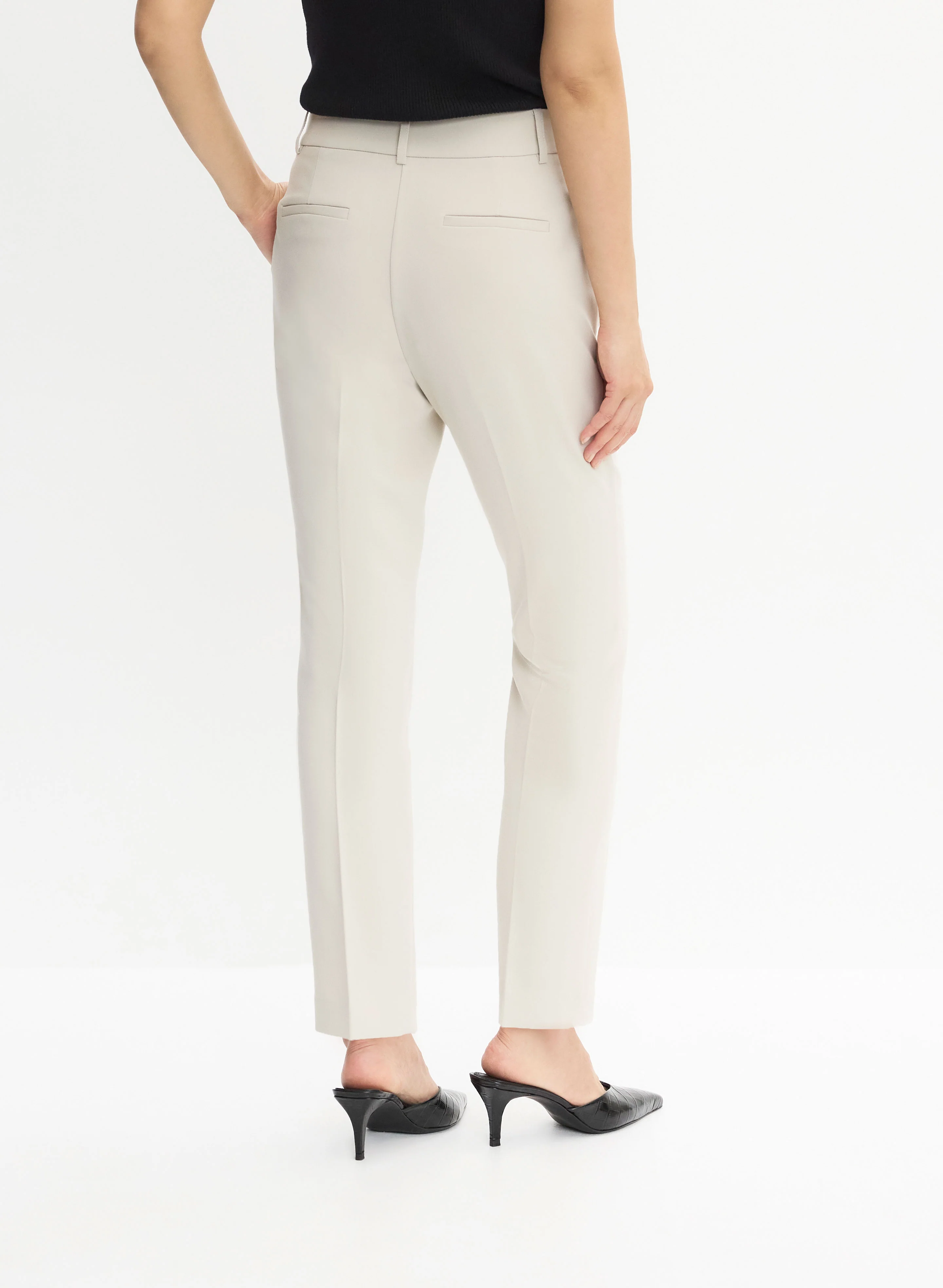 Essential Giselle Cut Pants