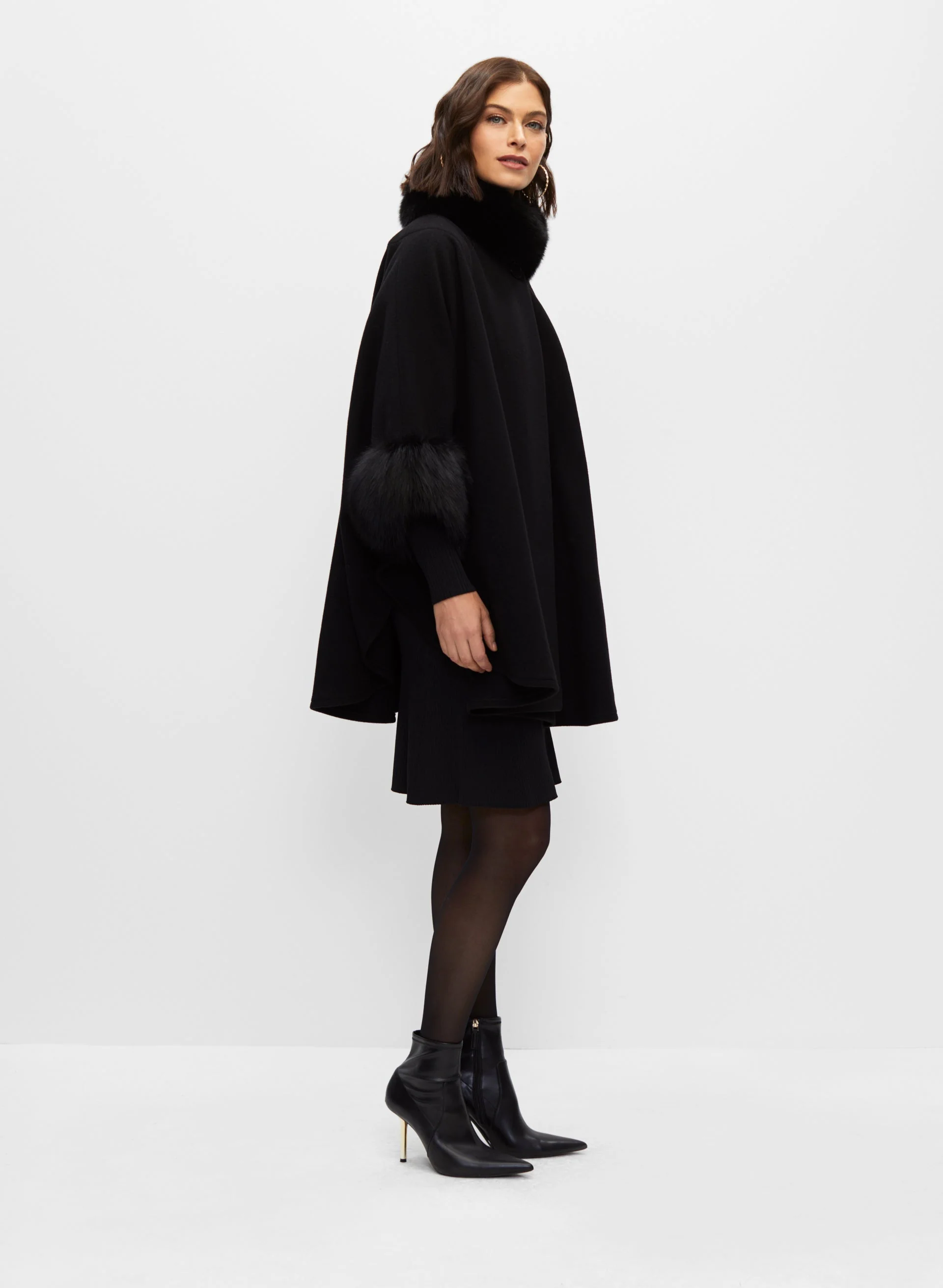 Mallia - Wool & Cashmere Blend Cape