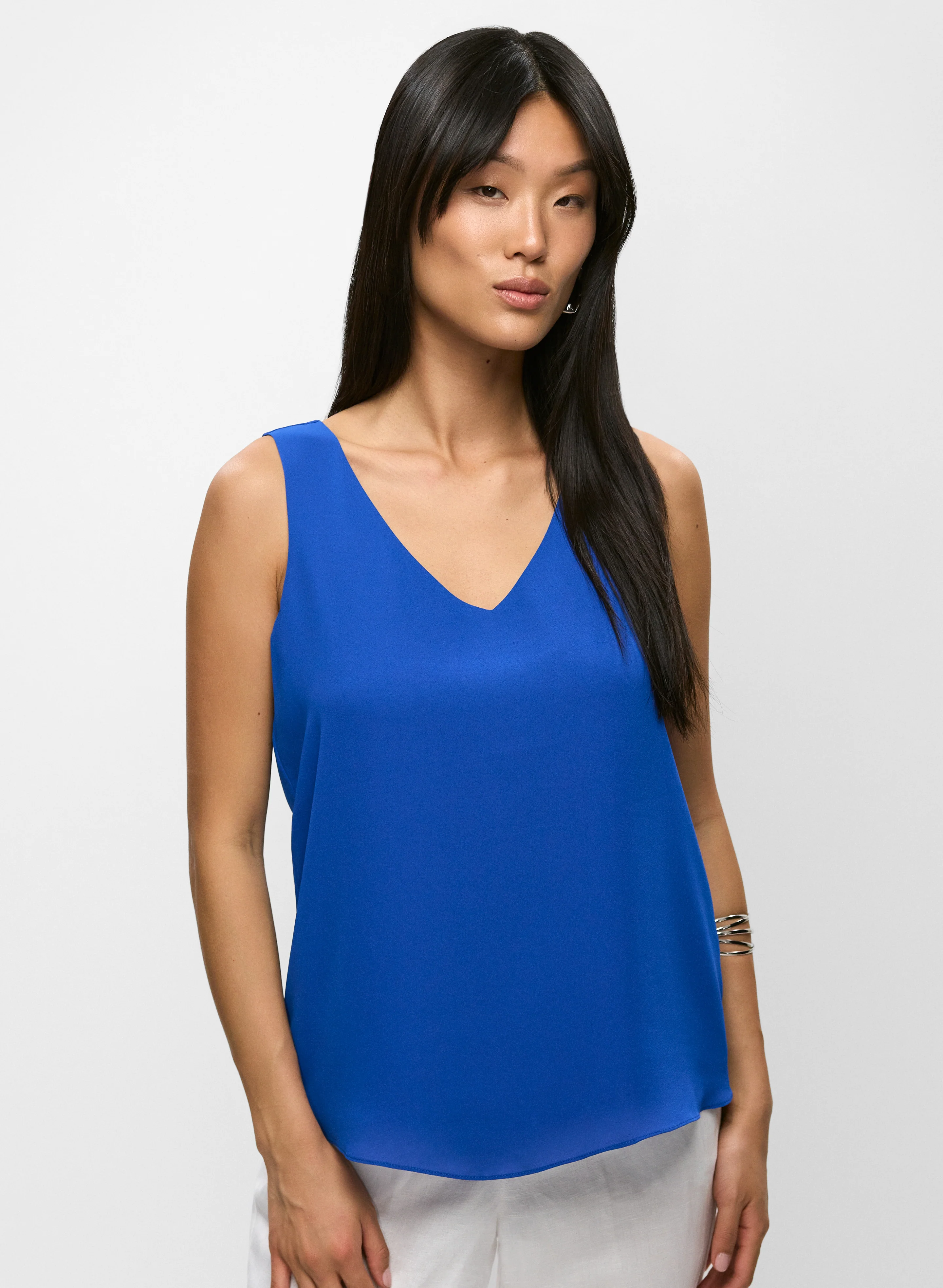 Essential Sleeveless V-Neck Blouse
