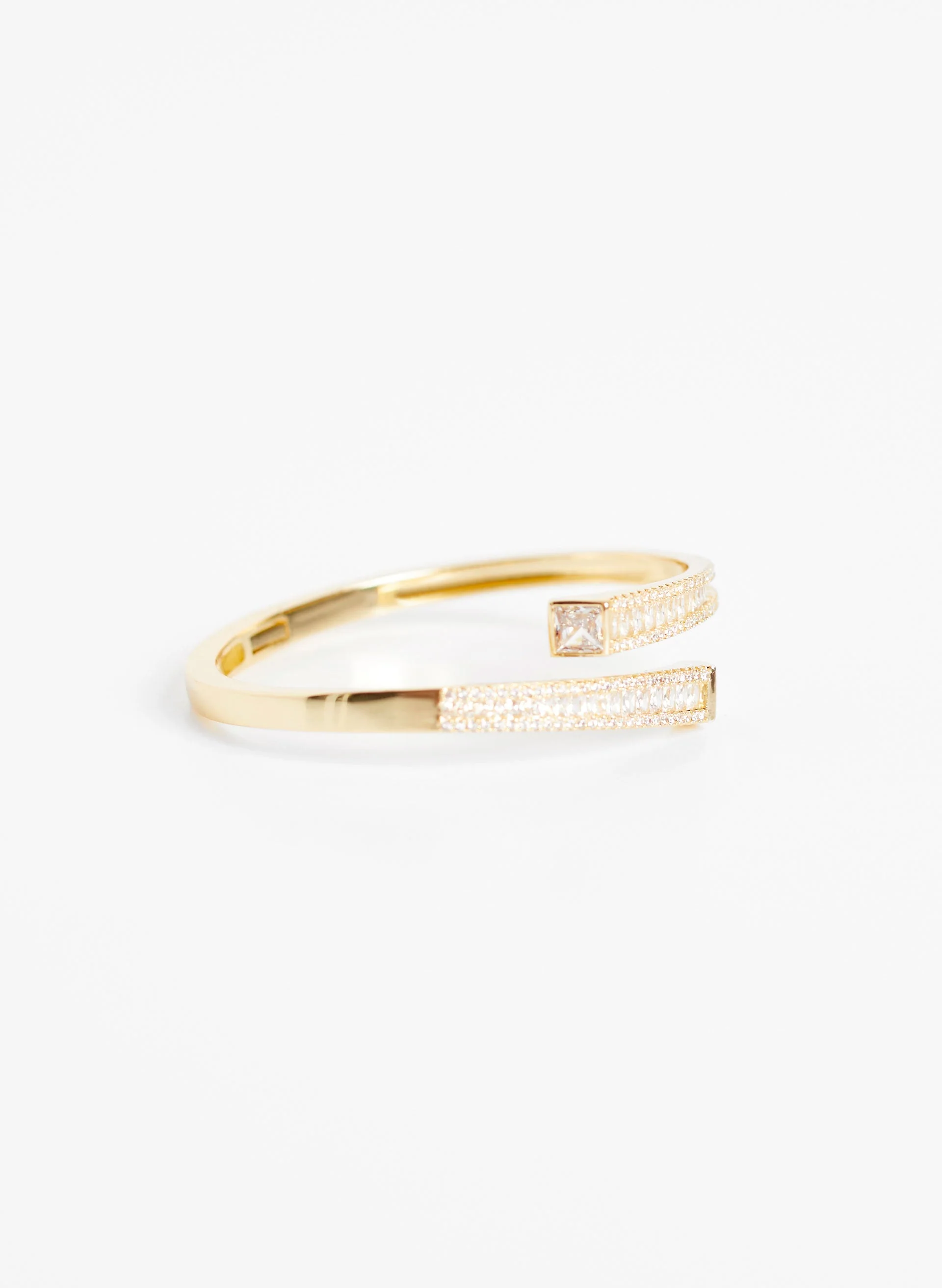 Crystal Detail Hinged Bangle