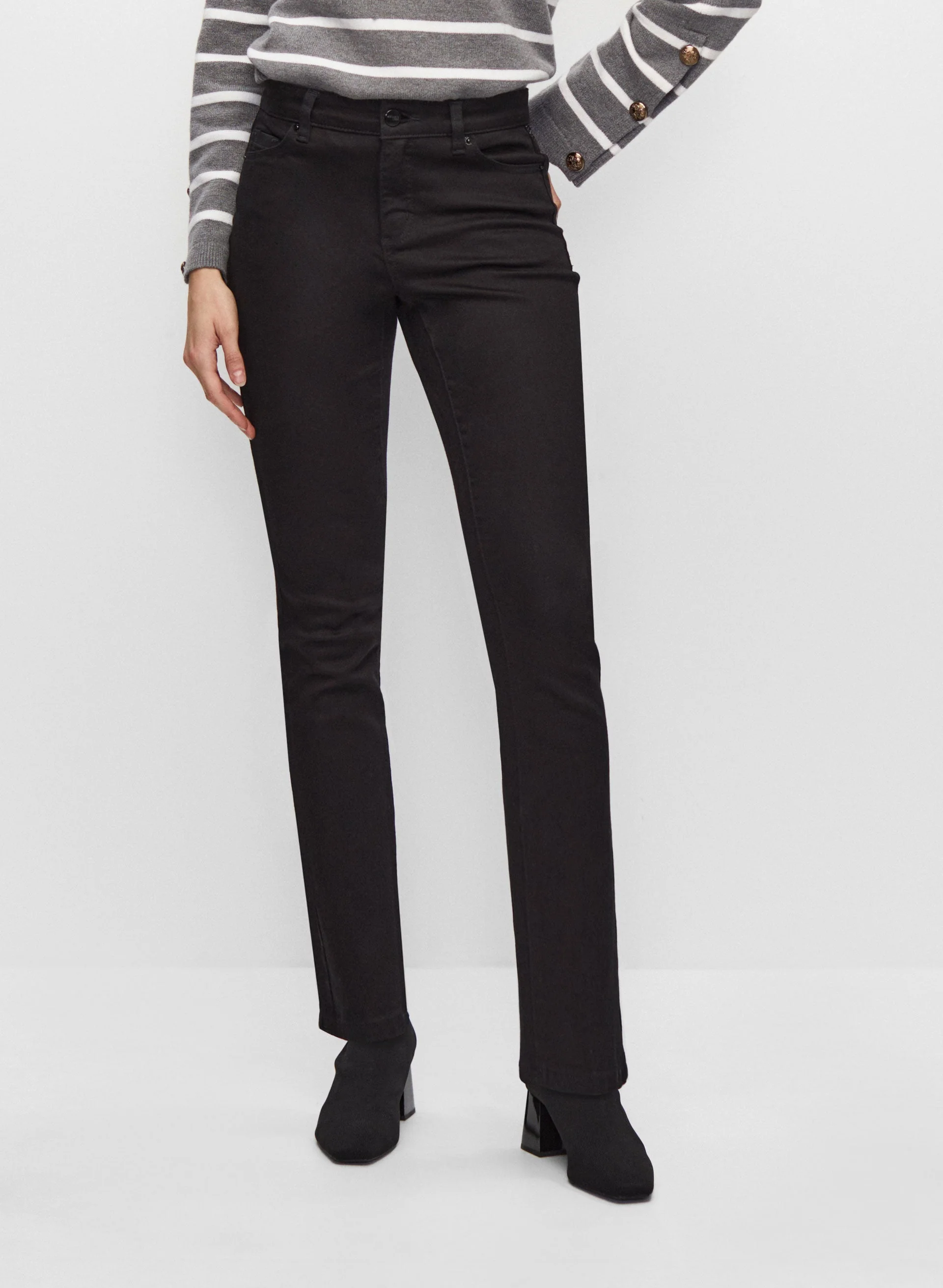 Rhinestone Detail Straight Leg Jeans