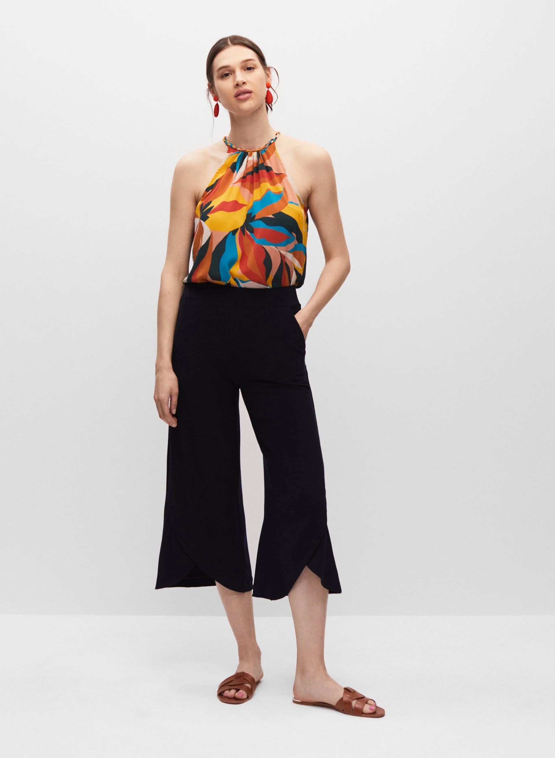 Pull-On Tulip Hem Gaucho Pants