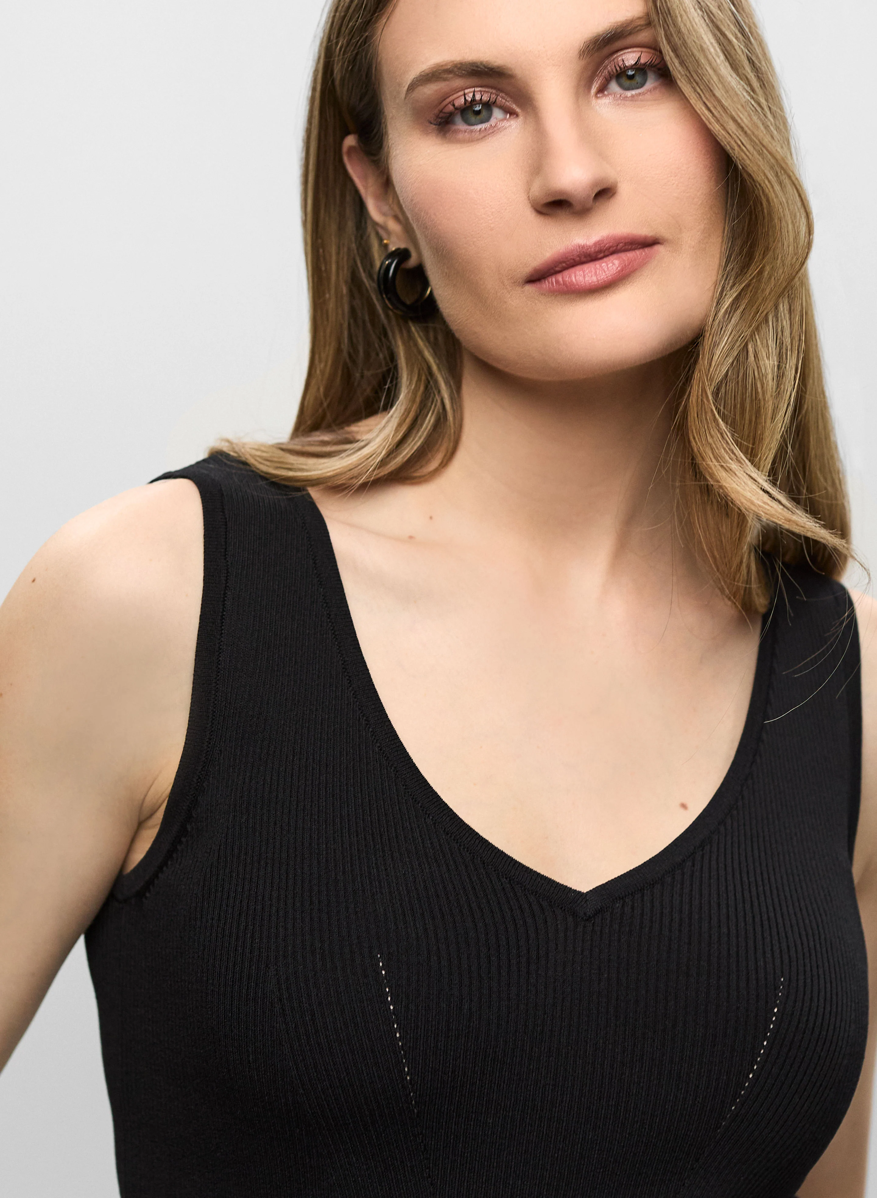 Knit Peephole-Back Tank