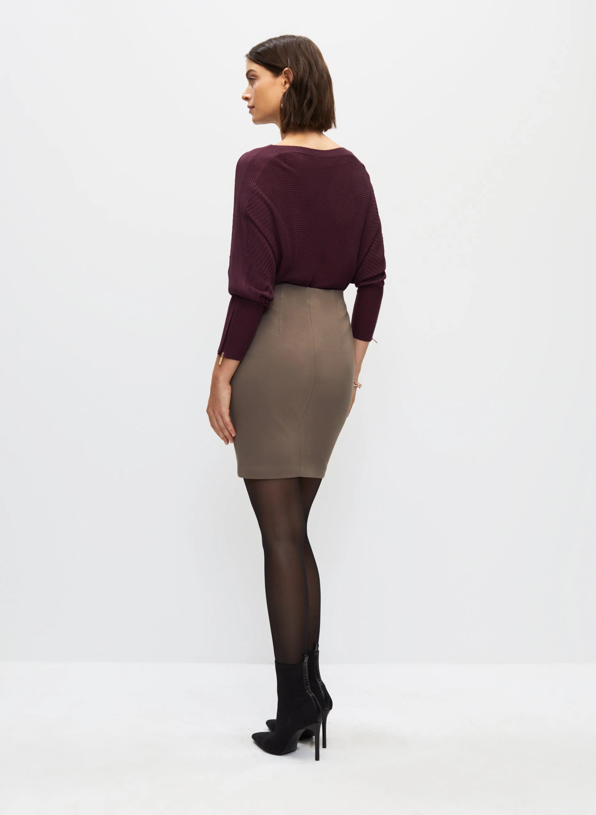 Pull-On Pencil Skirt
