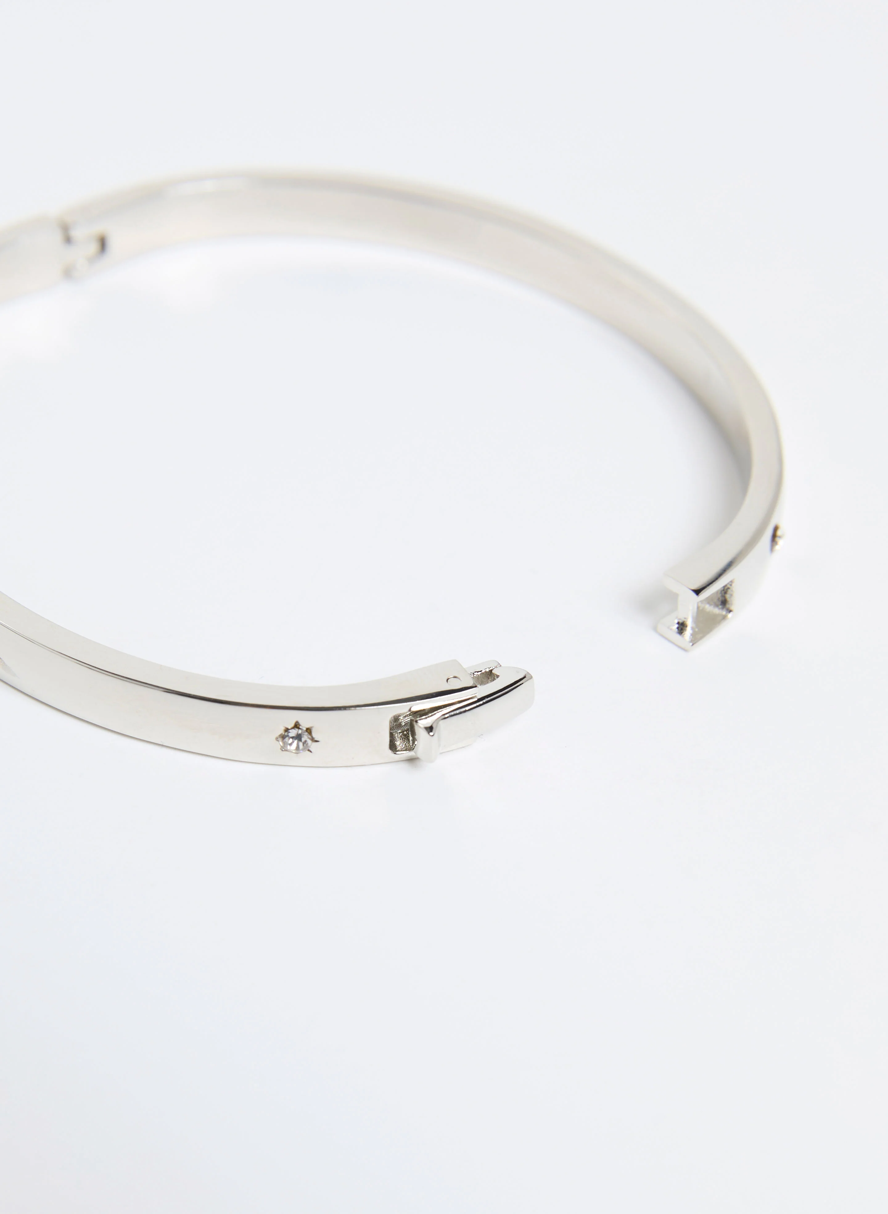 Crystal Insert Hinge Bangle