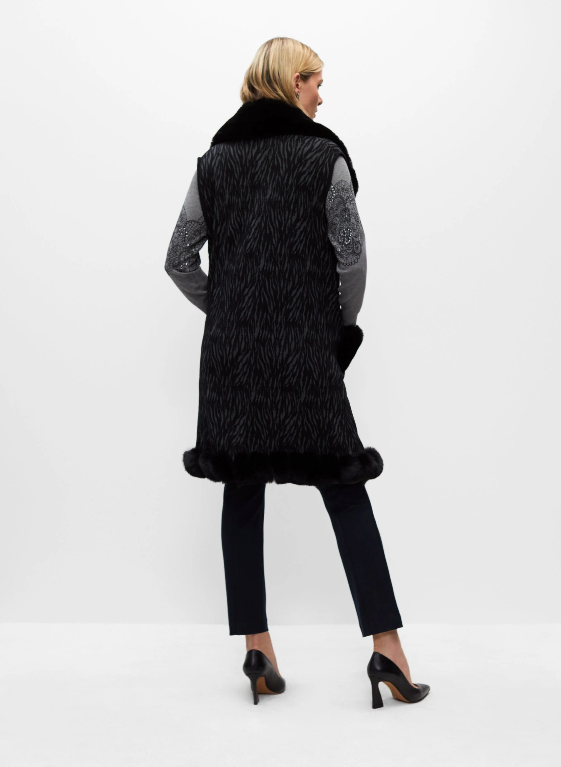 Sleeveless Faux Fur Poncho