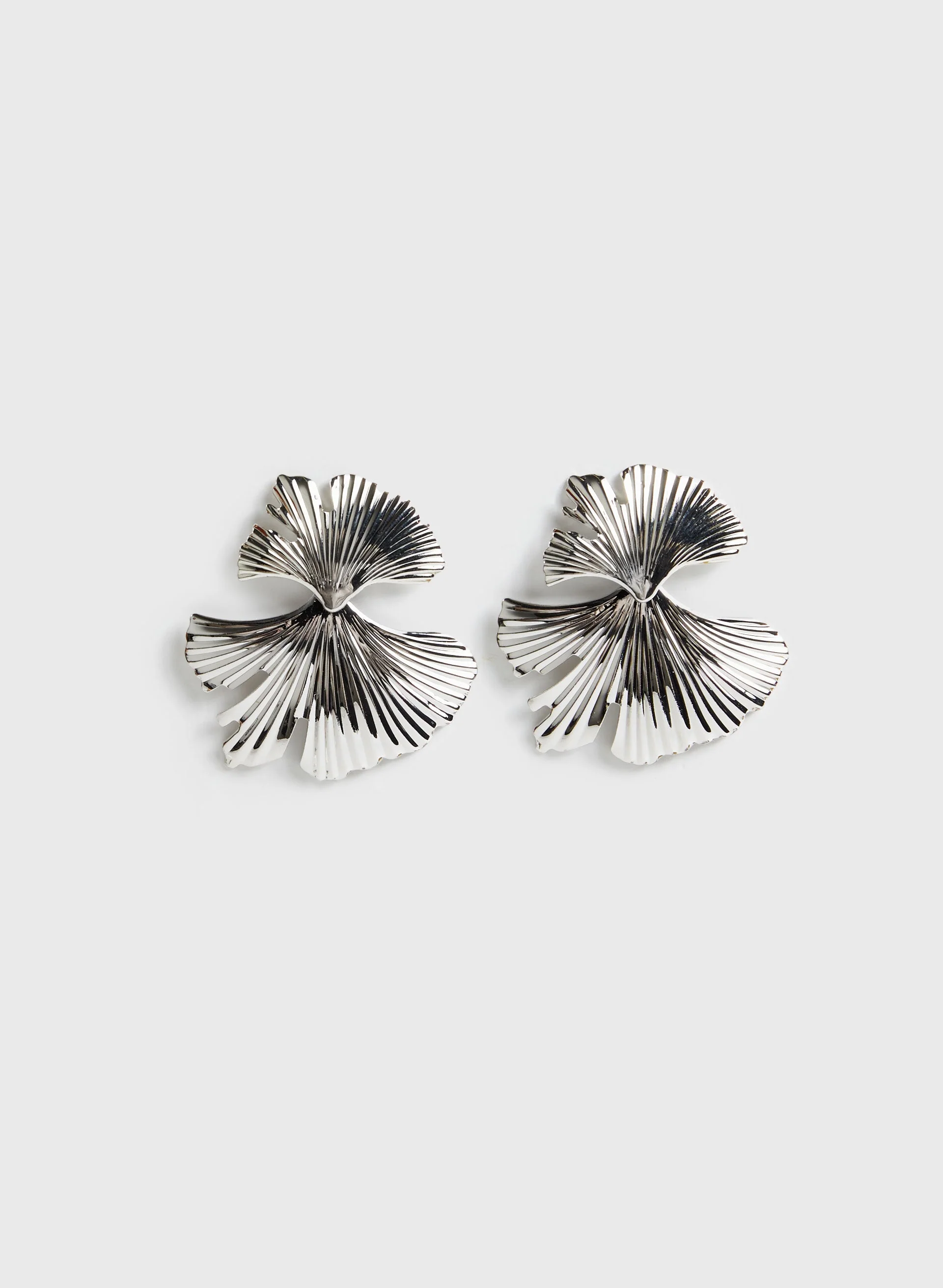 Shell Shaped Two-Tier Earrings