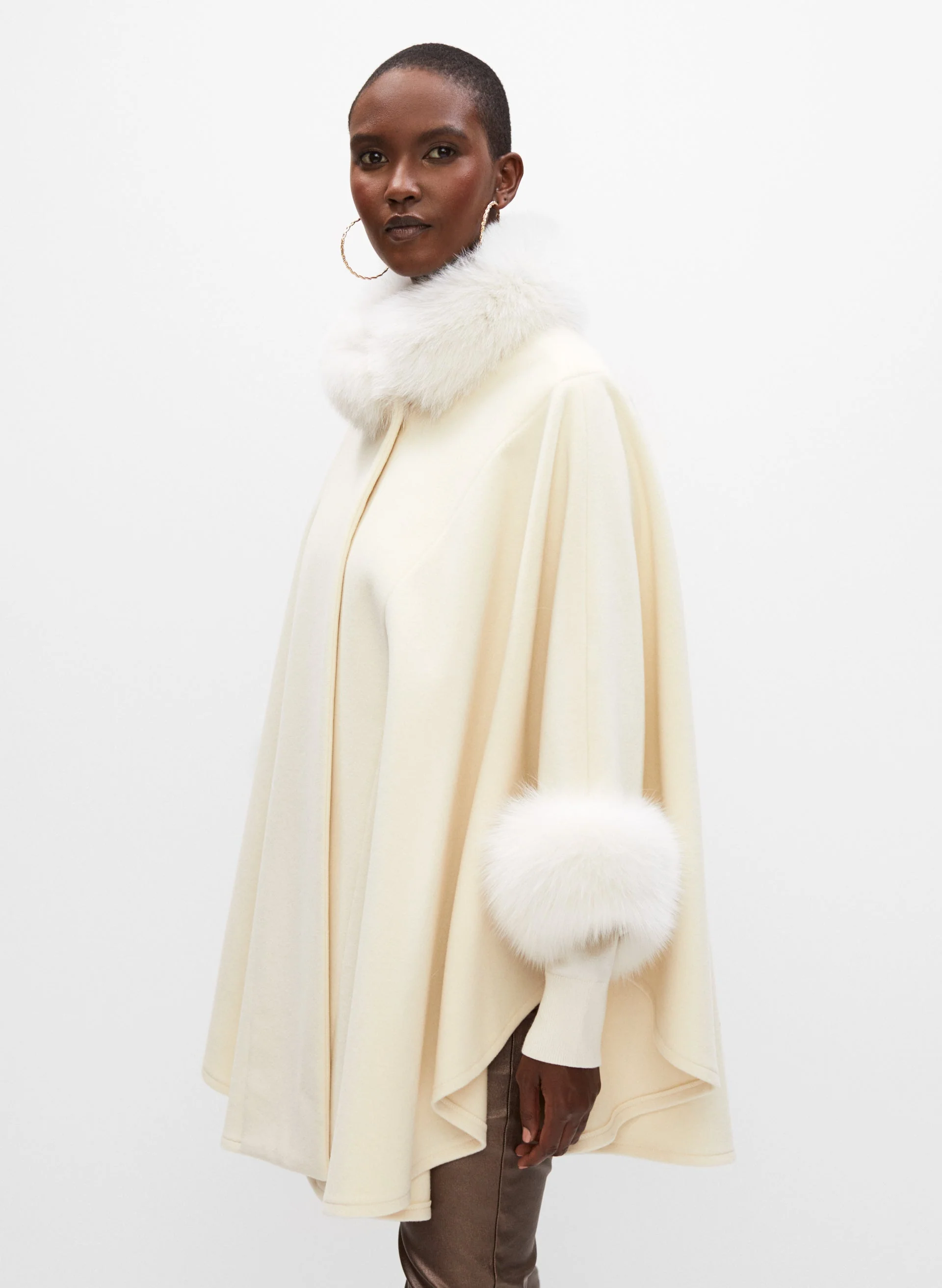 Mallia - Wool & Cashmere Blend Cape