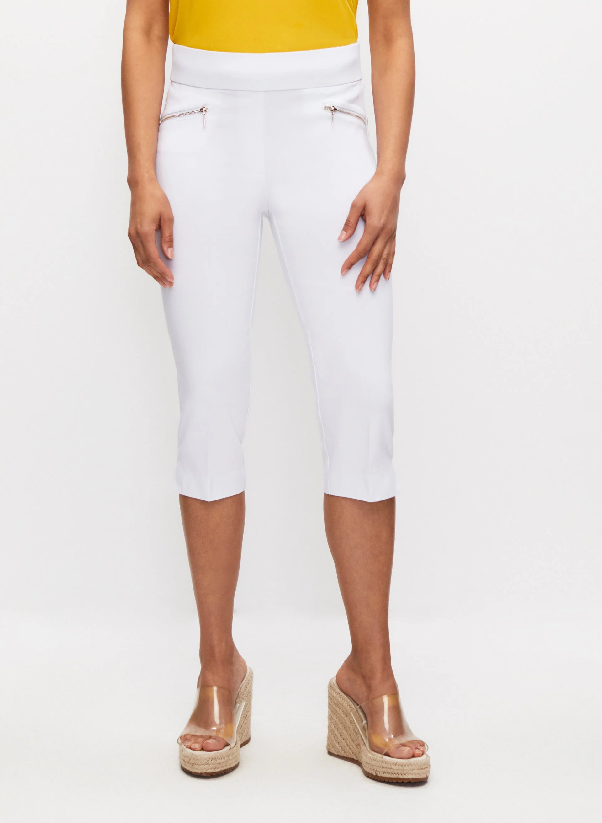 Pull-On Zipper Detail Capris