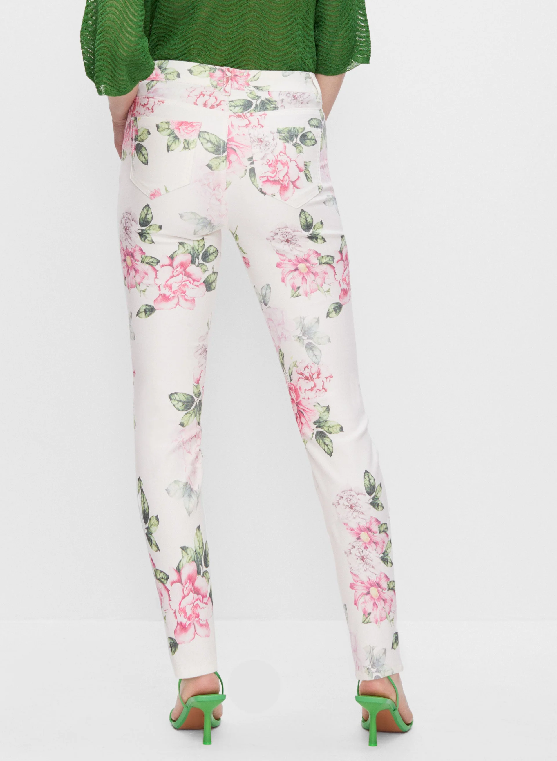 Floral Motif Slim Leg Jeans