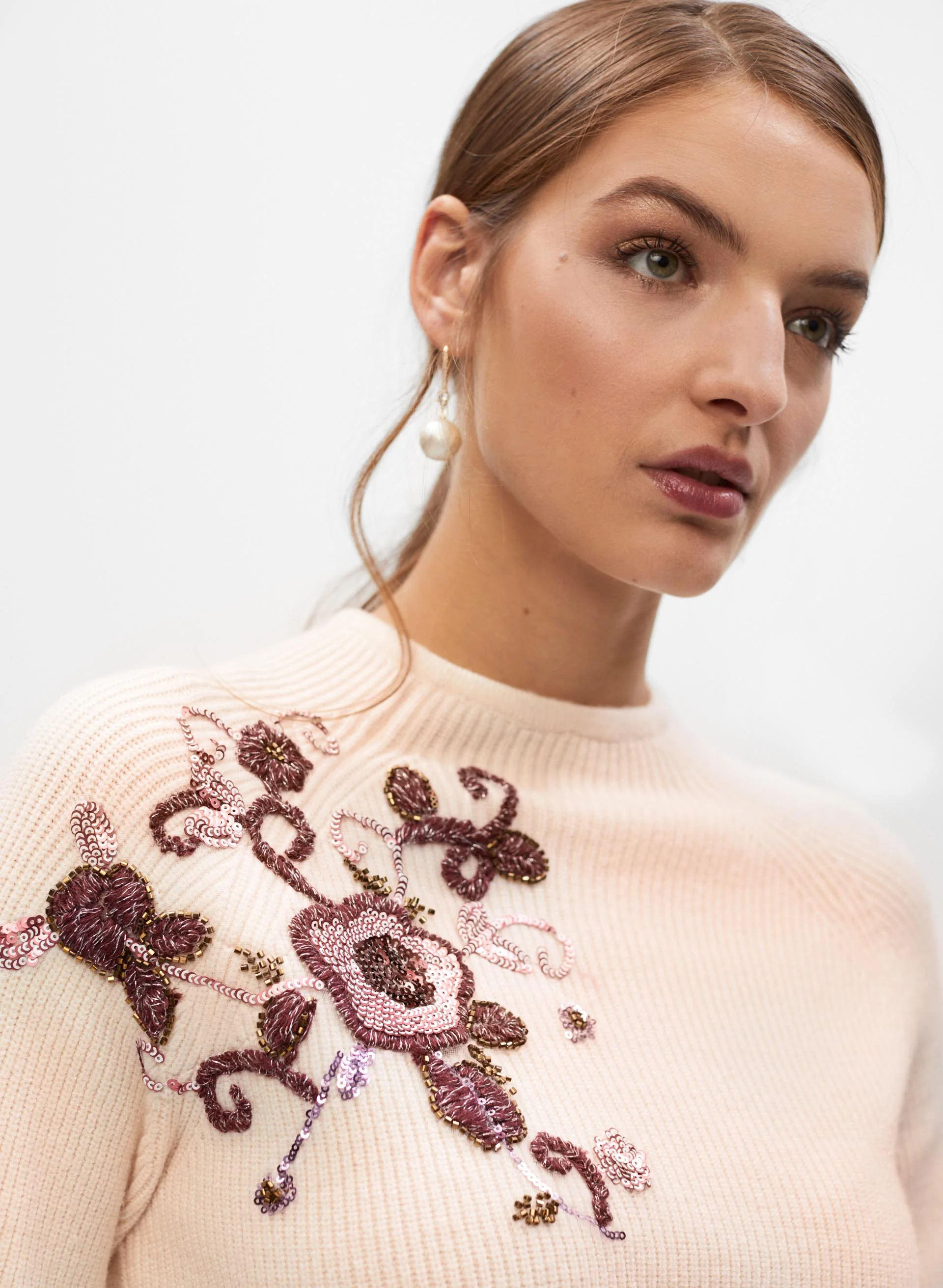Floral Appliqué Crewneck Sweater