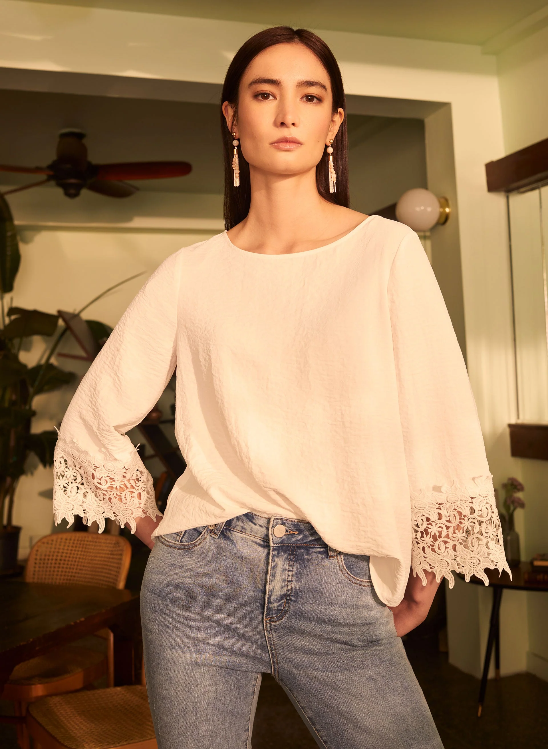 Lace Trim 3/4 Sleeve Blouse