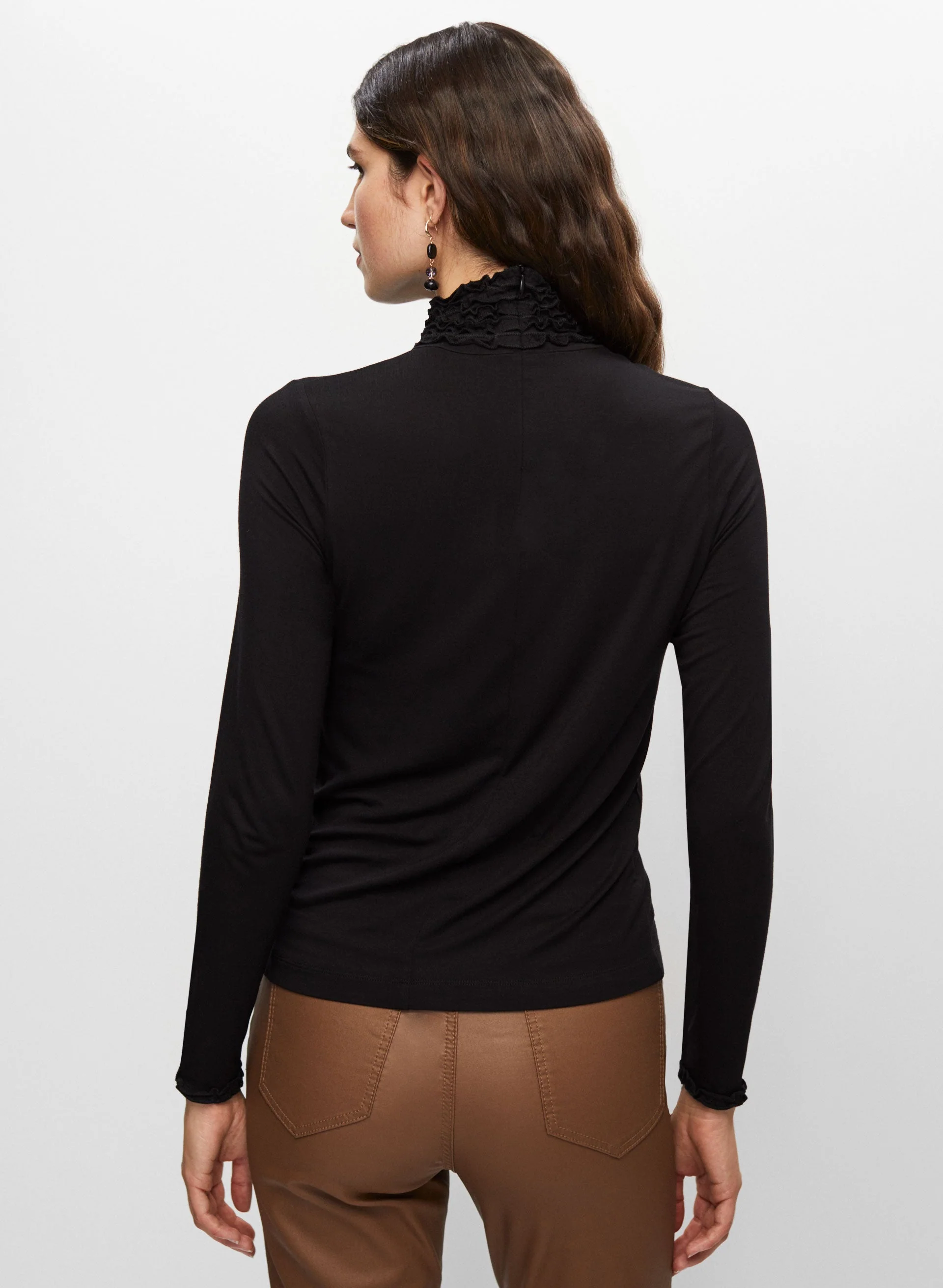 Ruffle Neck Long Sleeve Top