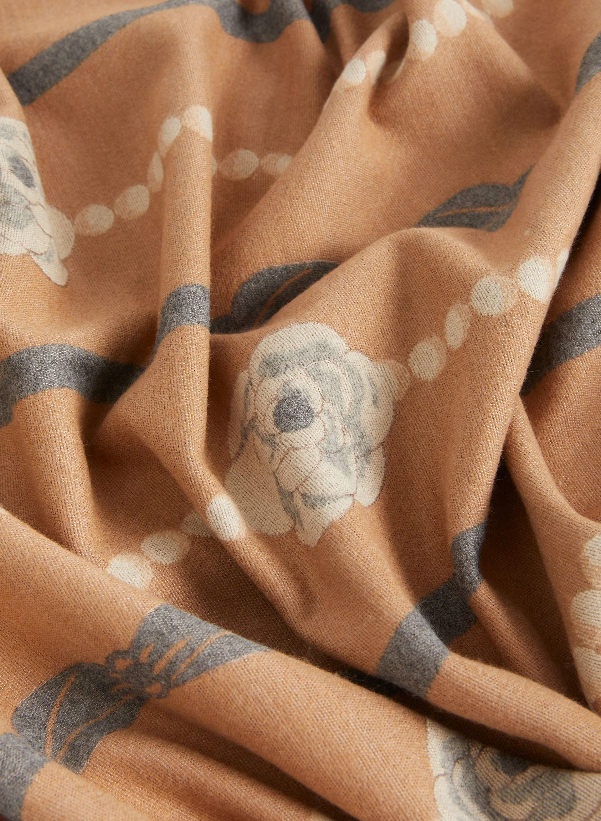 Pearl Bow & Rose Motif Scarf