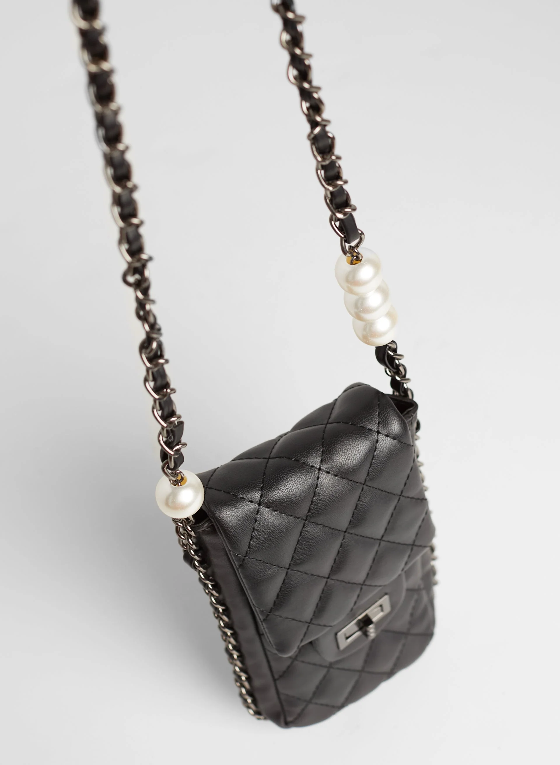 Diamond Quilt Phone Bag