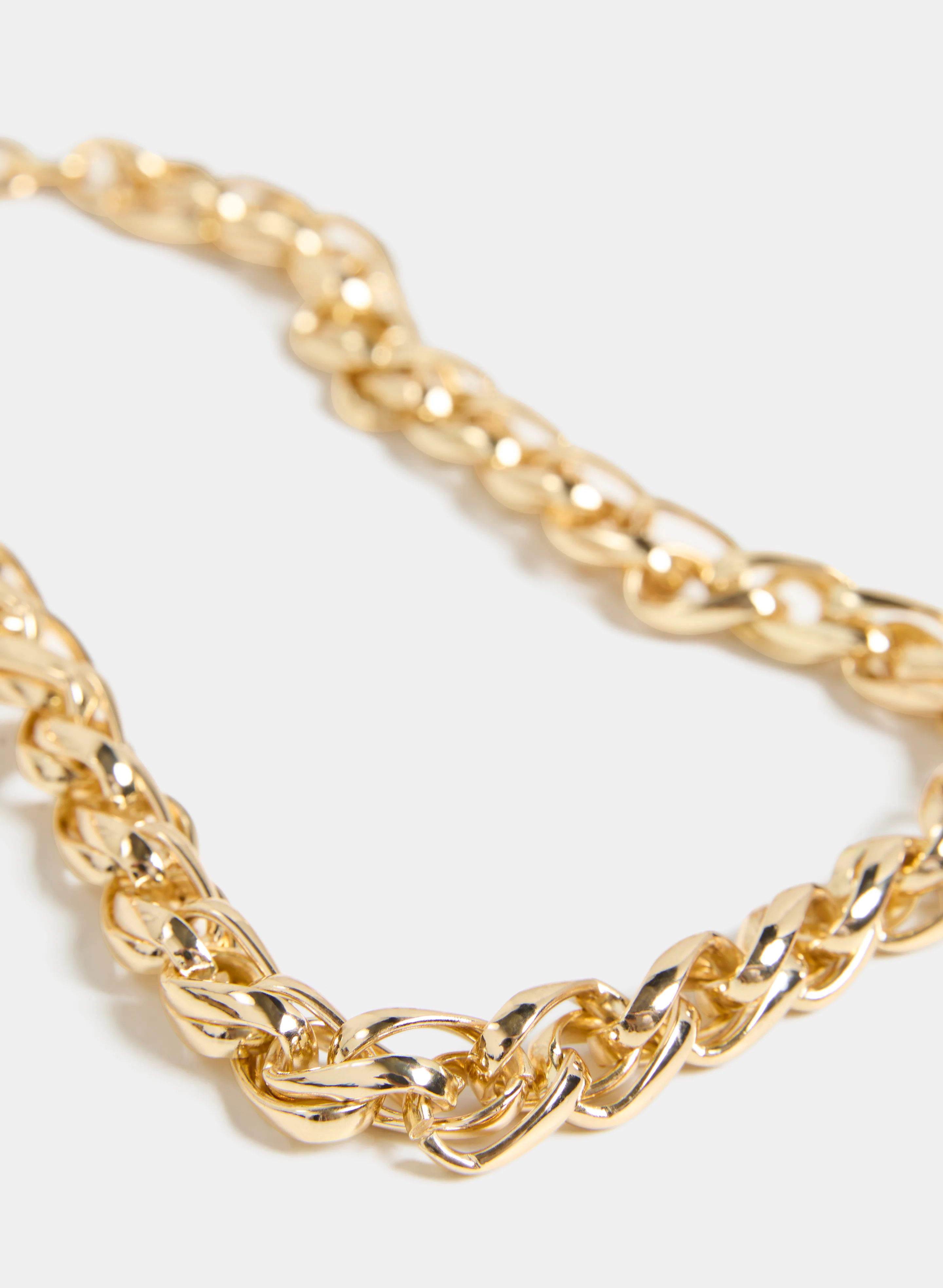 Thin Metallic Chain Belt