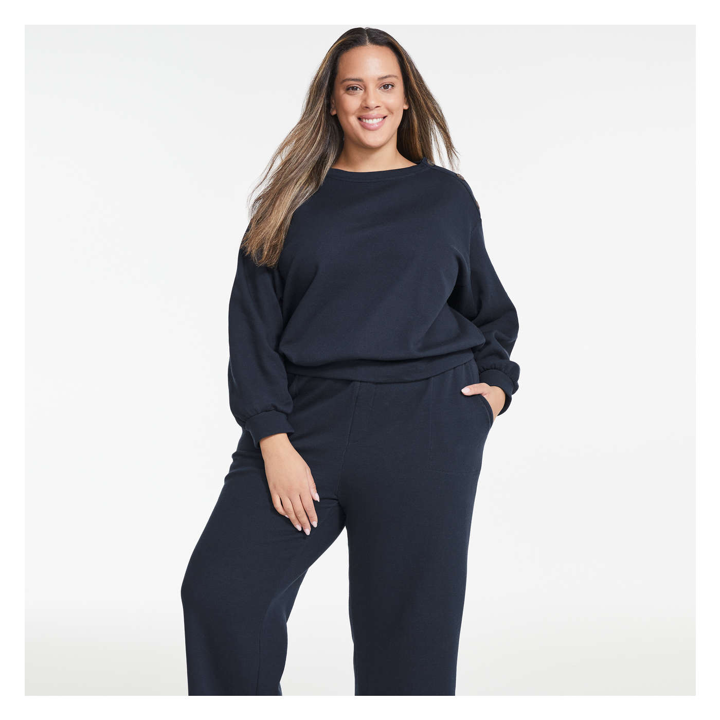 Women+ Button Detail Pullover