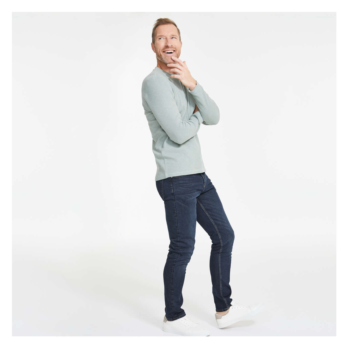 Men's Medium Wash Slim-Fit Jeans