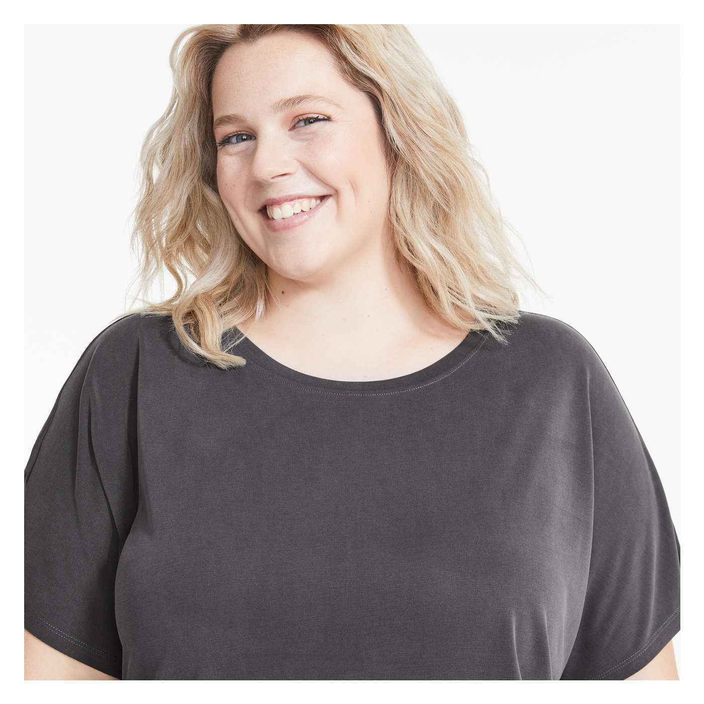 Women+ Split Hem Tee