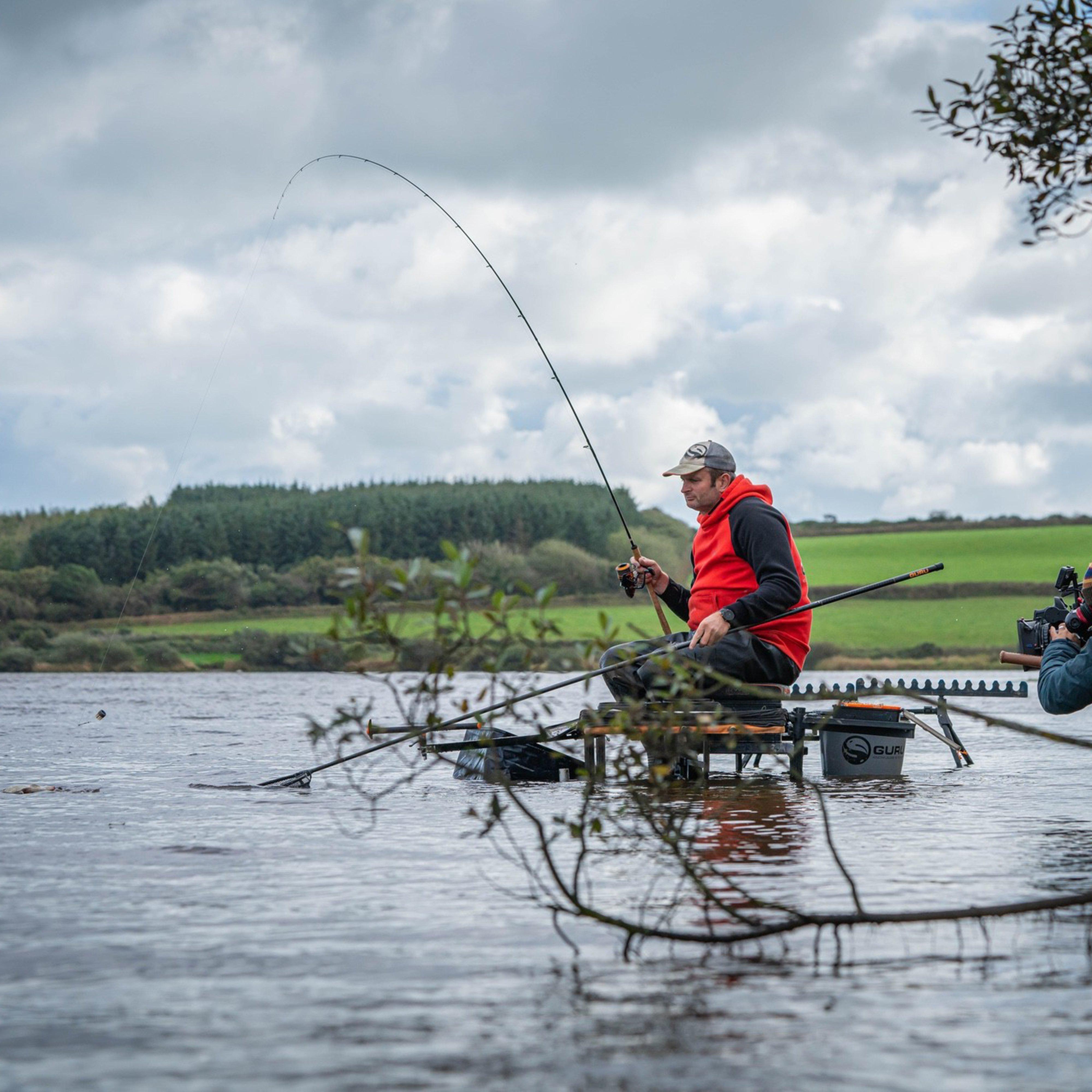 Aventus F1 Landing Net Handle 2.7m