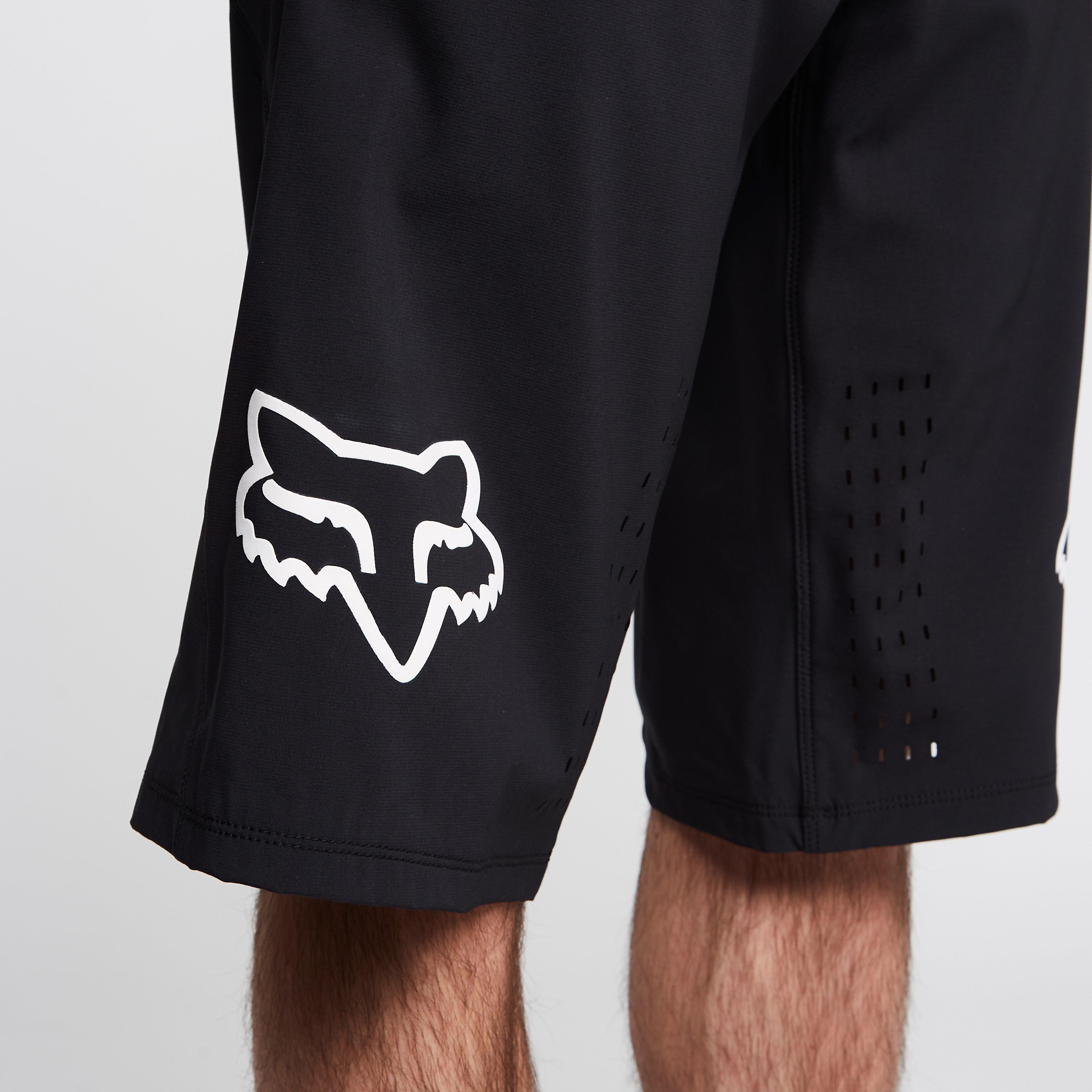 Men’s Defend Shorts