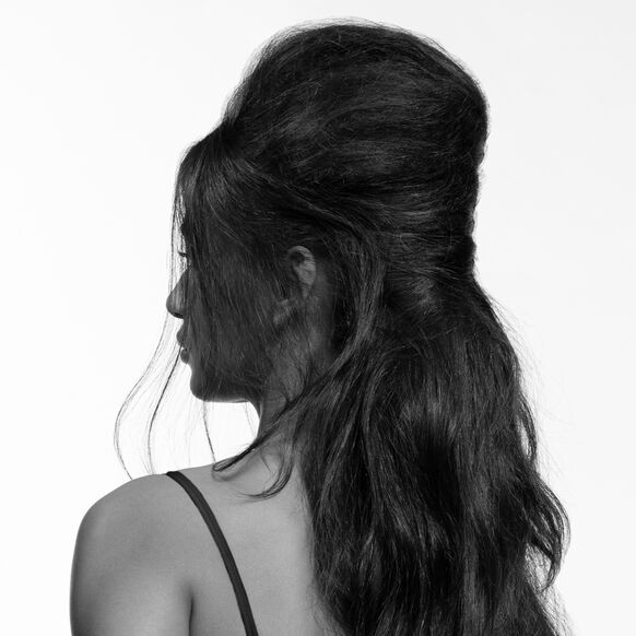 Oribe<br>Tres Set Structure Spray