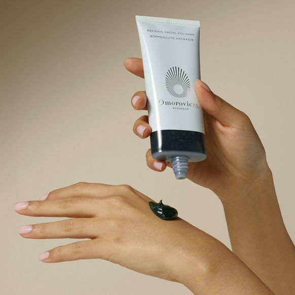 Omorovicza<br>Refining Facial Polisher