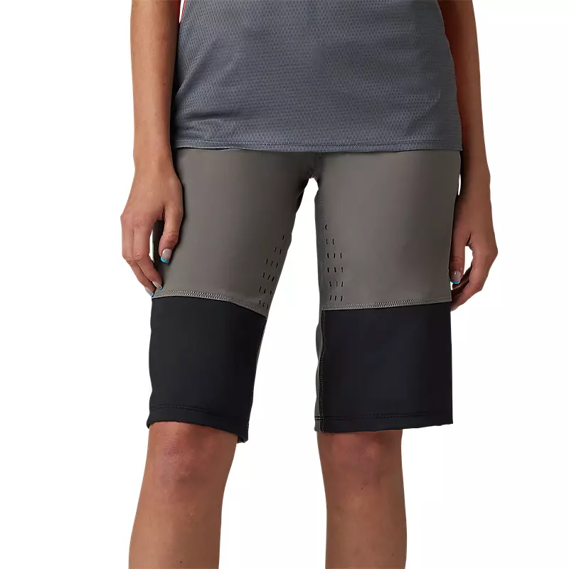 Womens Defend Race Shorts