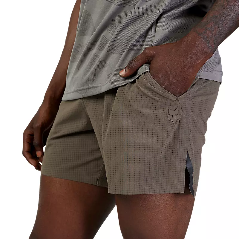 Motive 5" Lined Shorts