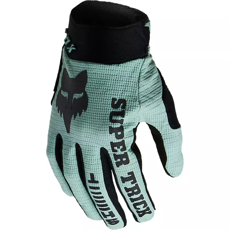 Womens Defend Super Trick Gloves