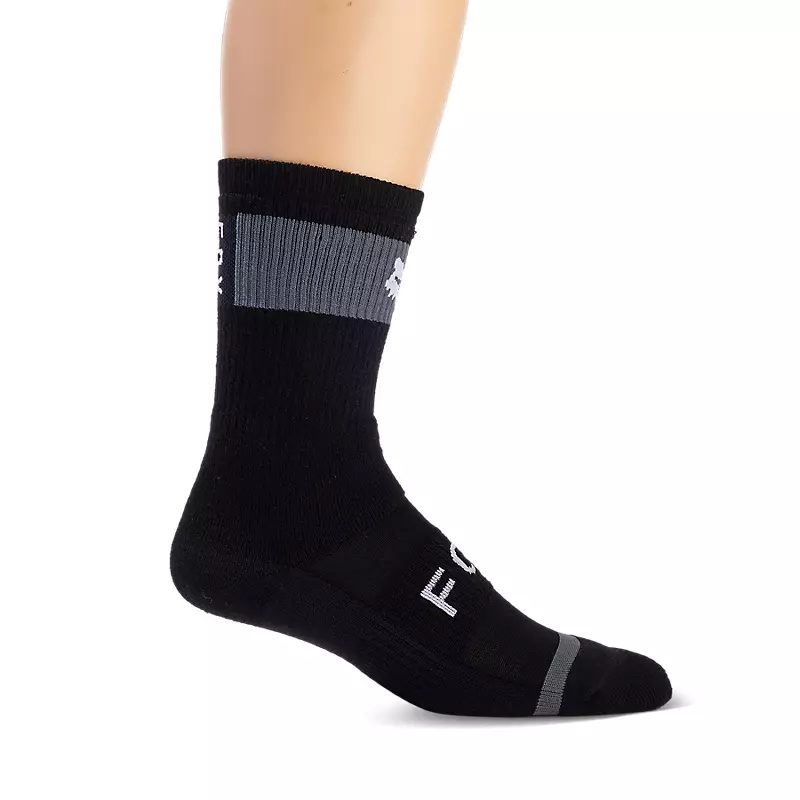 8" Defend Winter Socks