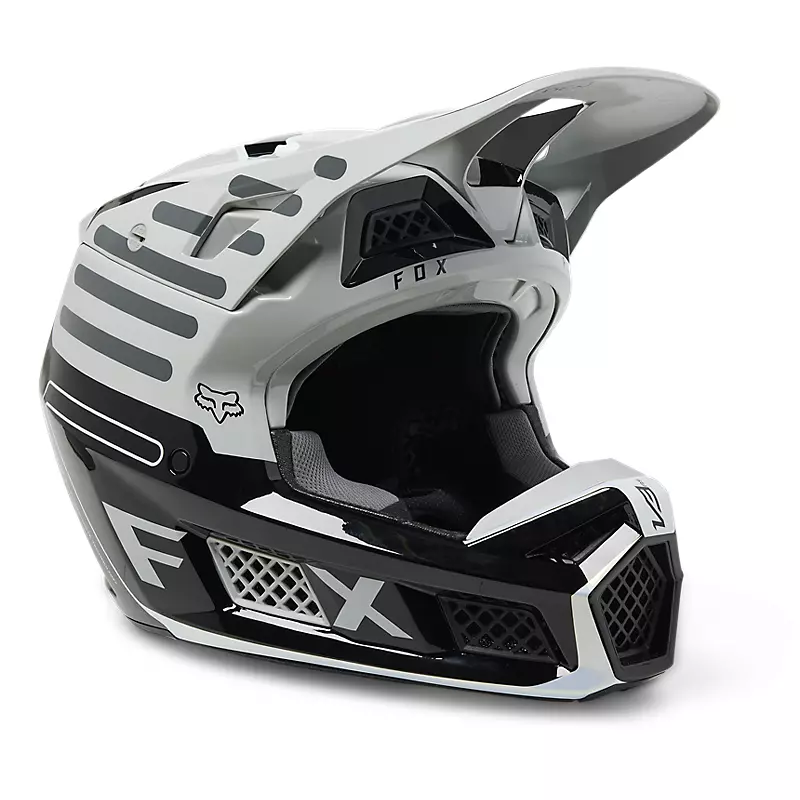 V3 RS Ryaktr Helmet (2023)