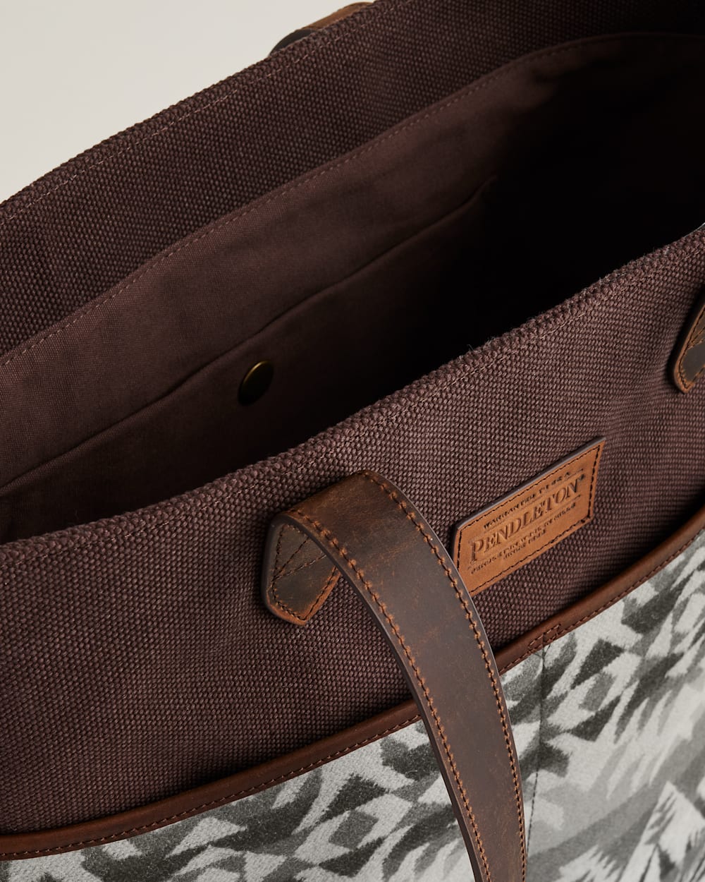 PASCO WOOL/LEATHER MARKET TOTE