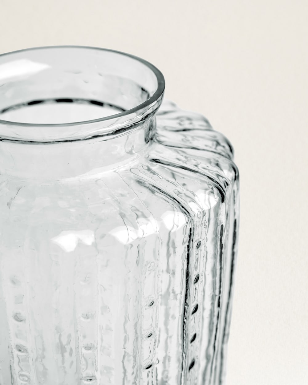 RUFFLE GLASS & MANGO WOOD CANISTER