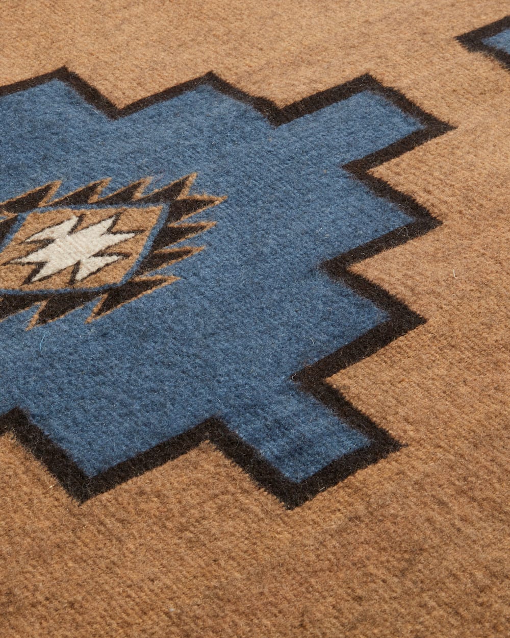 STEPS TO THE SKY TIERRA RUG