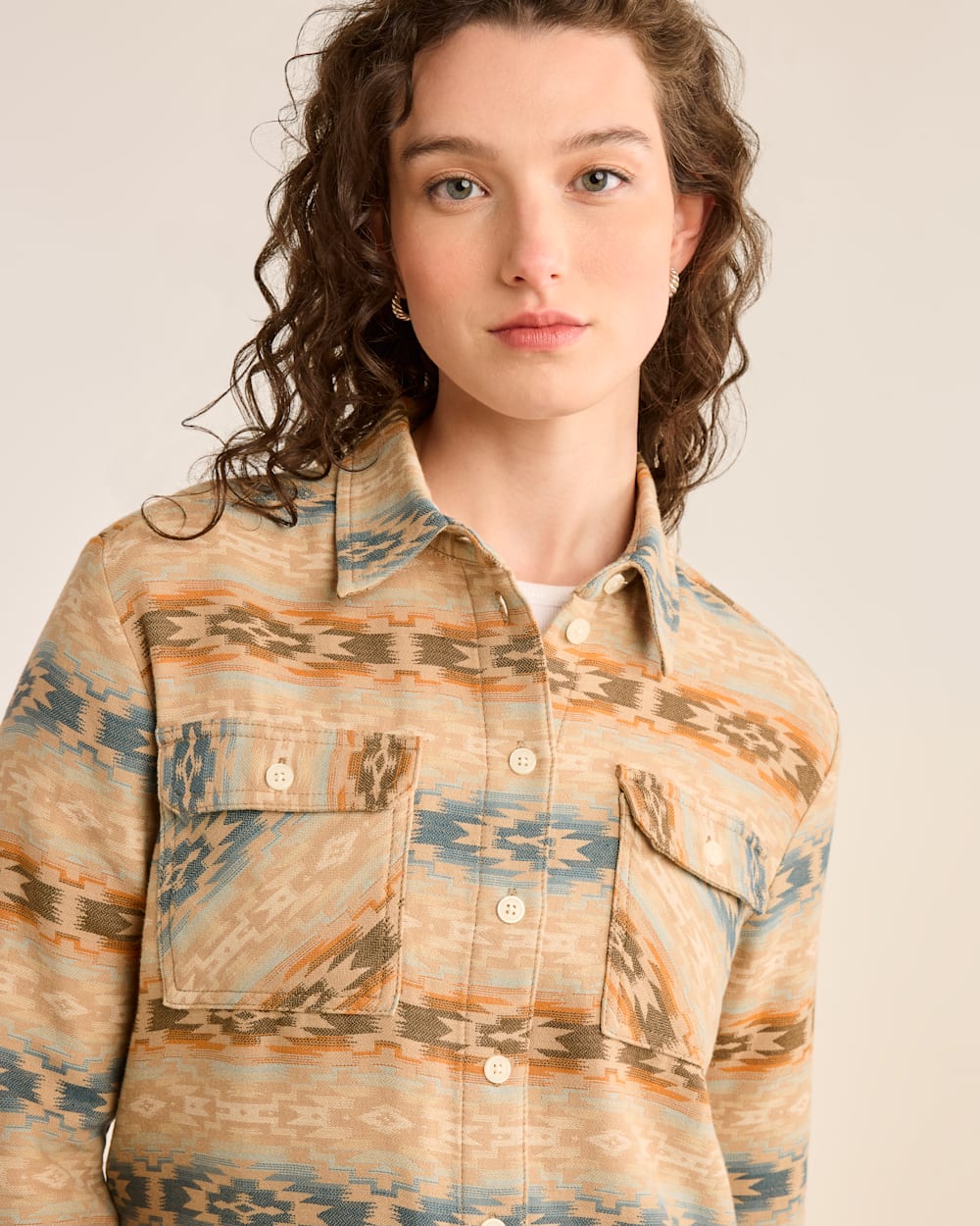 WOMEN'S COASTLINE OVERSHIRT