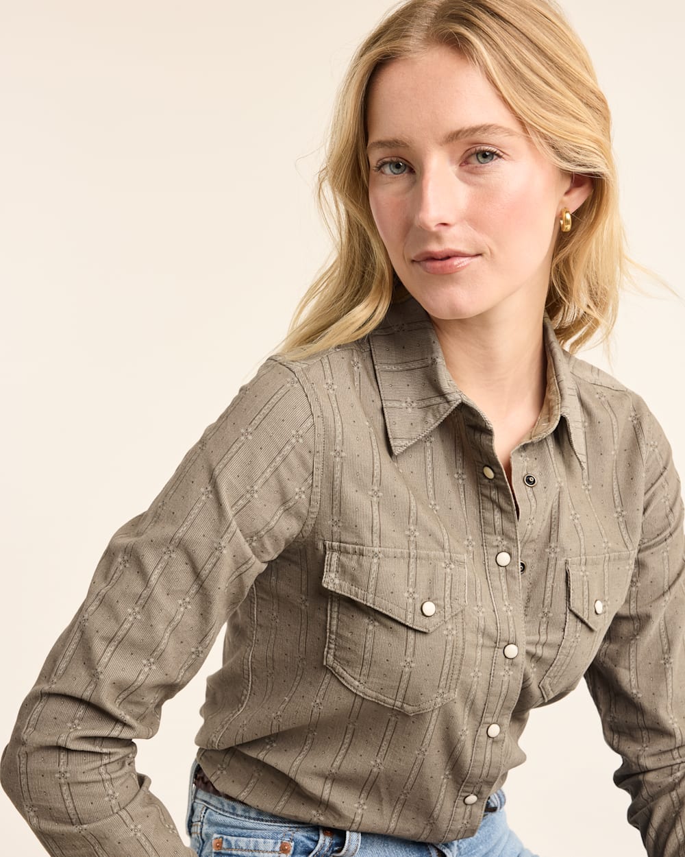 WOMEN'S PRINTED CORDUROY GAMBLER SHIRT
