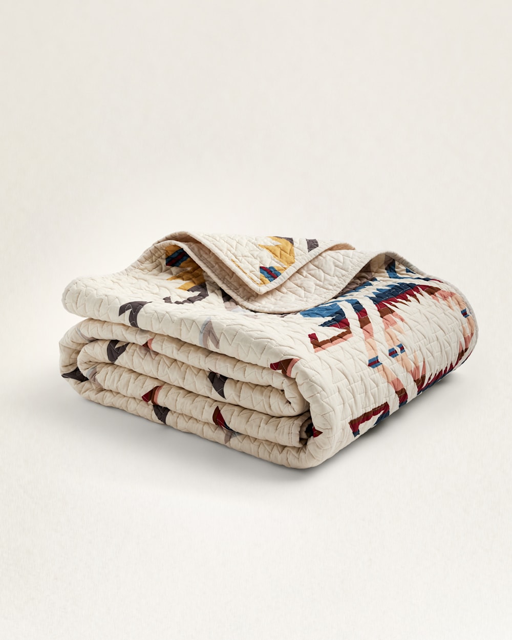 WHITE SANDS PRINTED QUILT SET